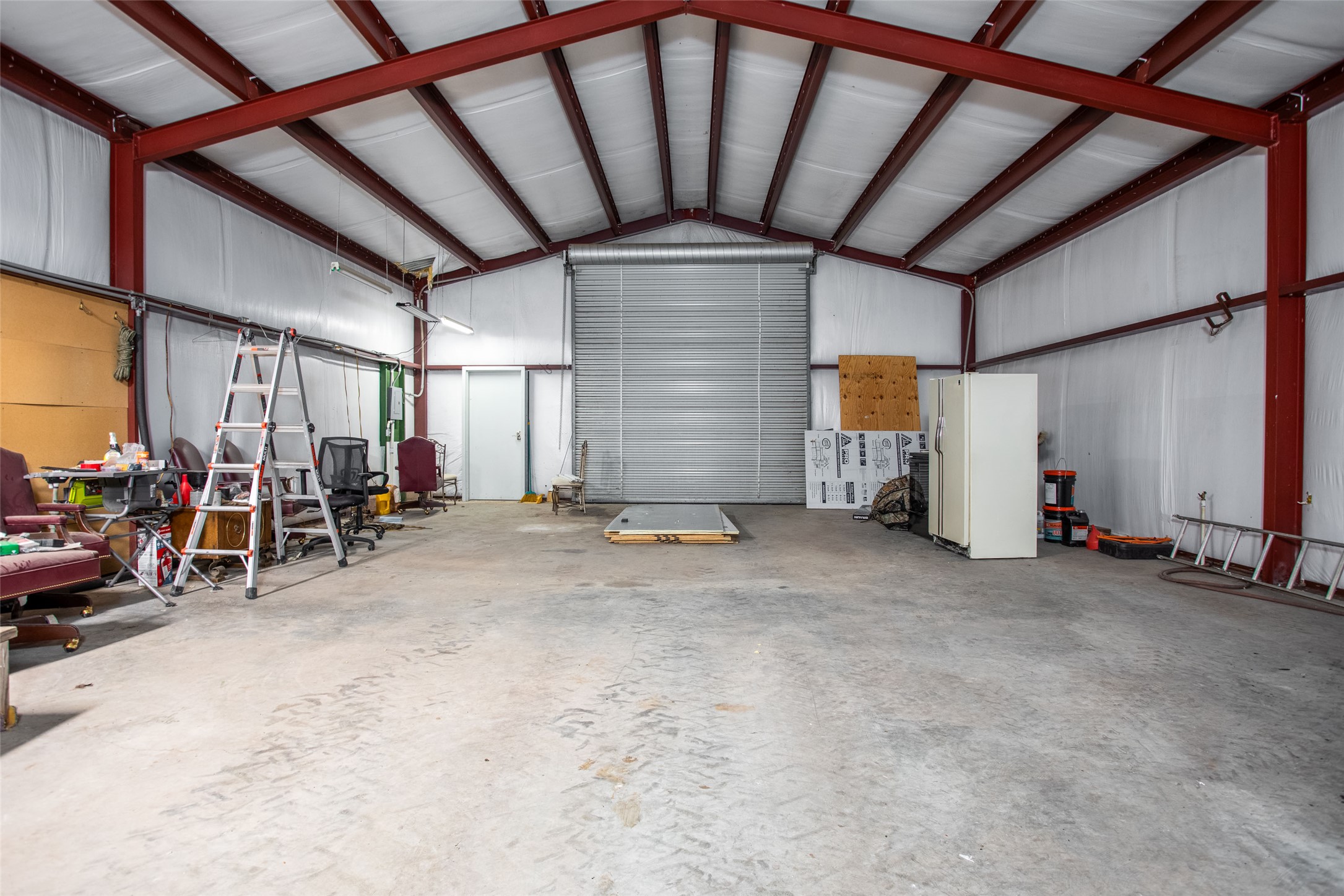 main property photo 12
