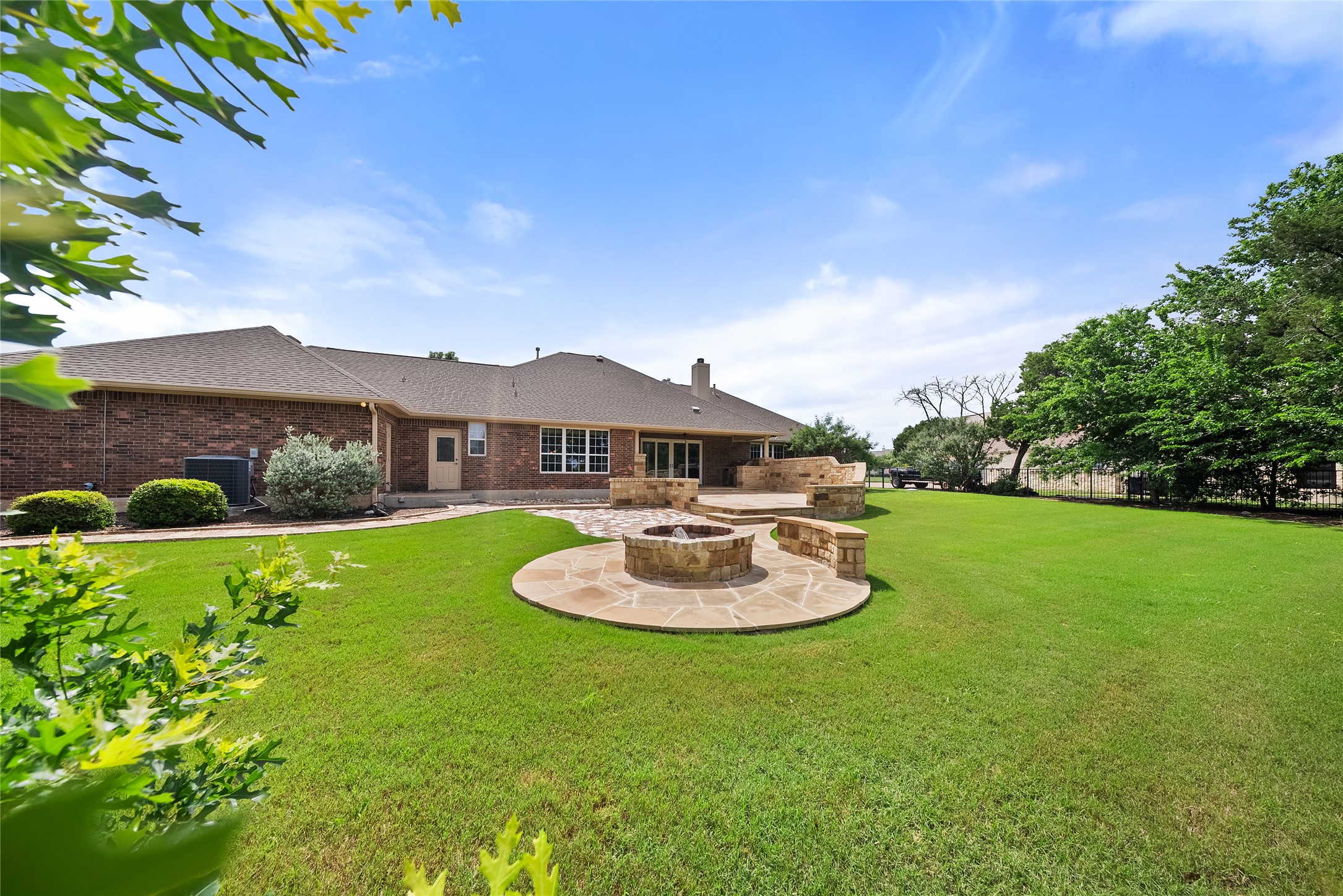 main property photo 36