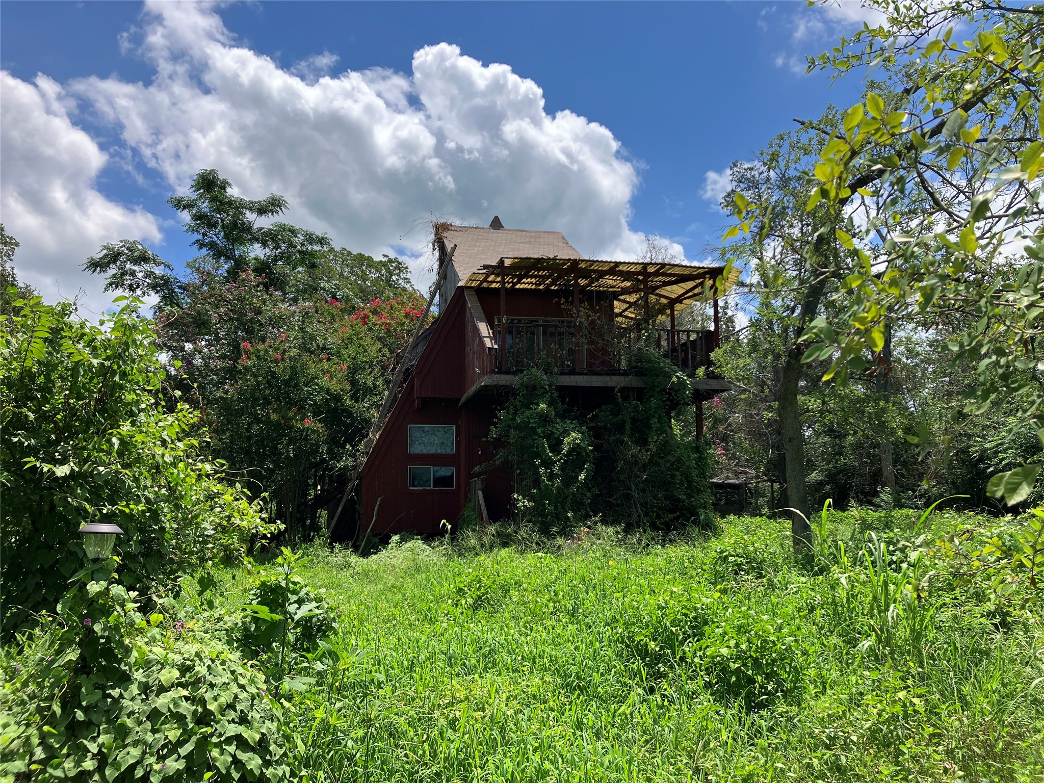 main property photo 10