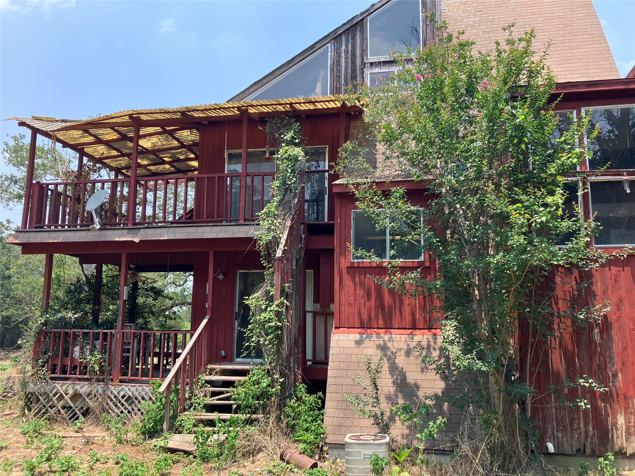 main property photo 12