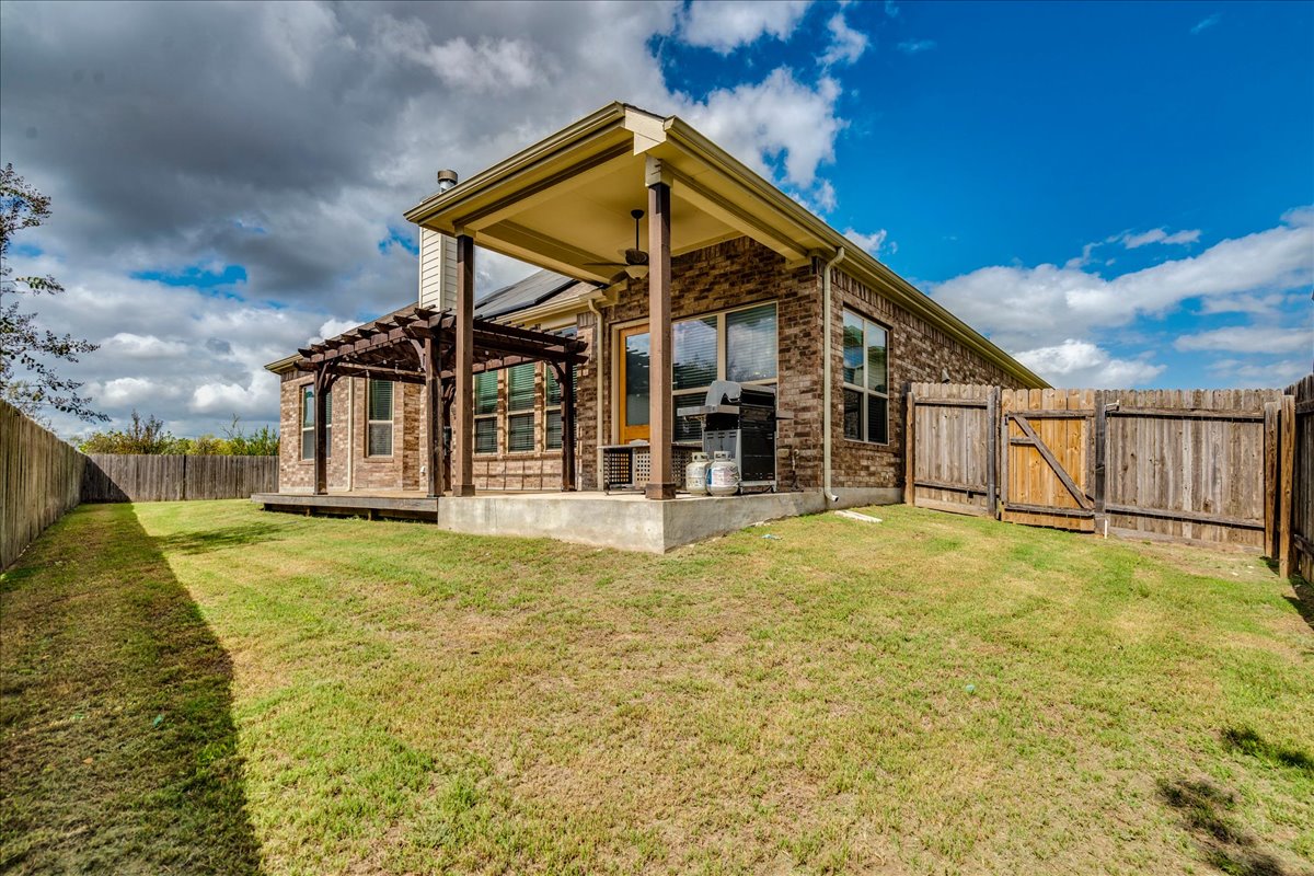 main property photo 31