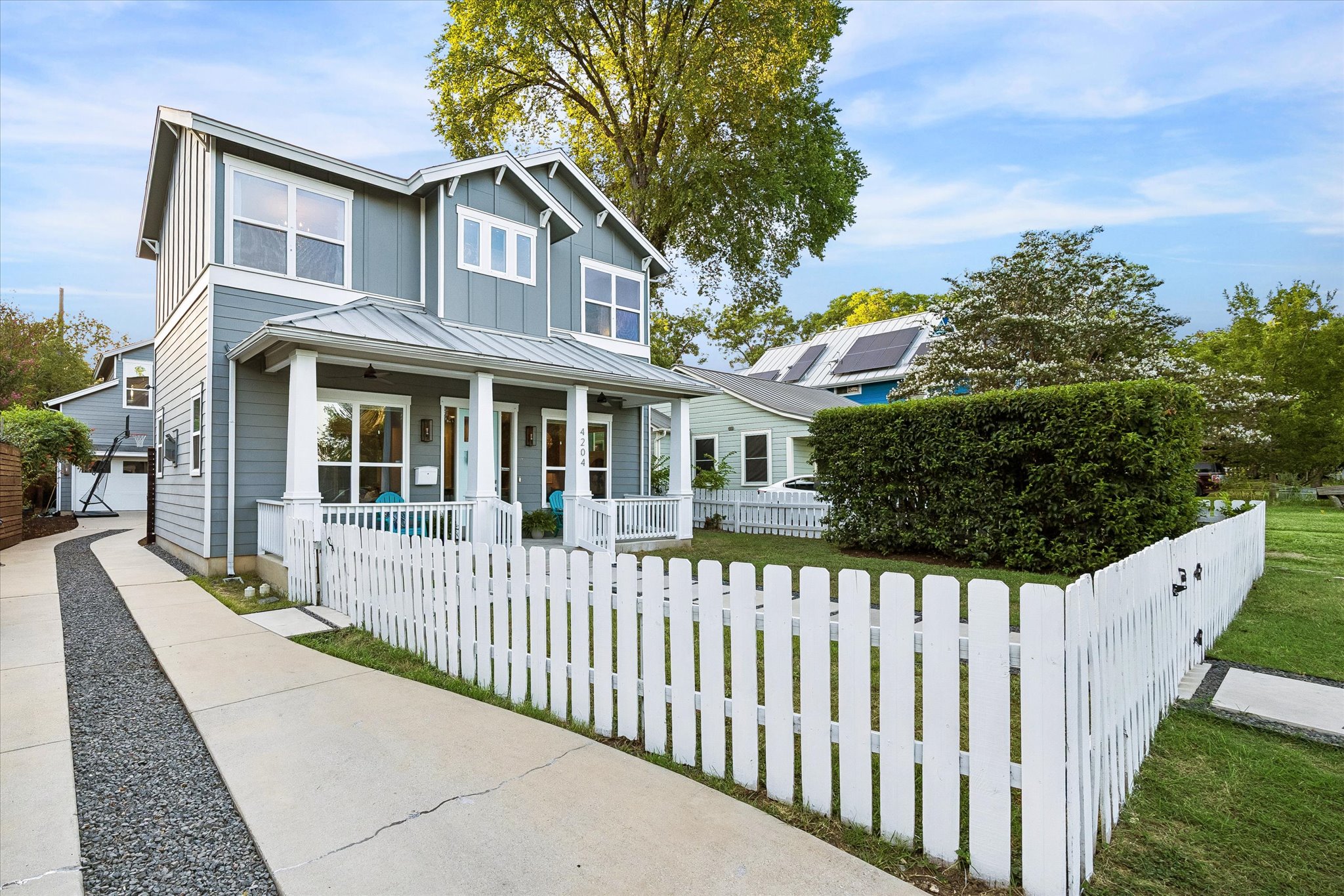 main property photo 29