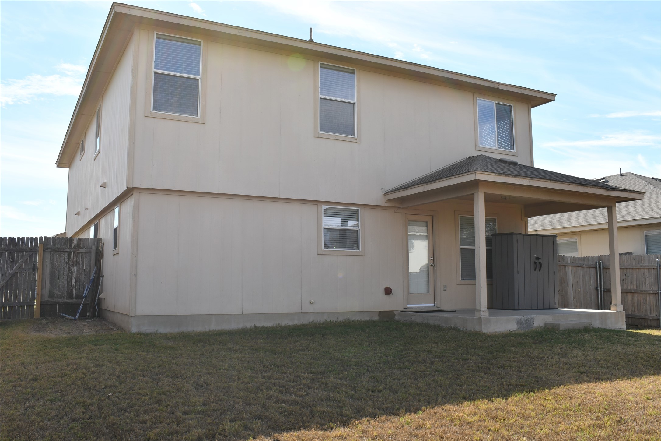 main property photo 19