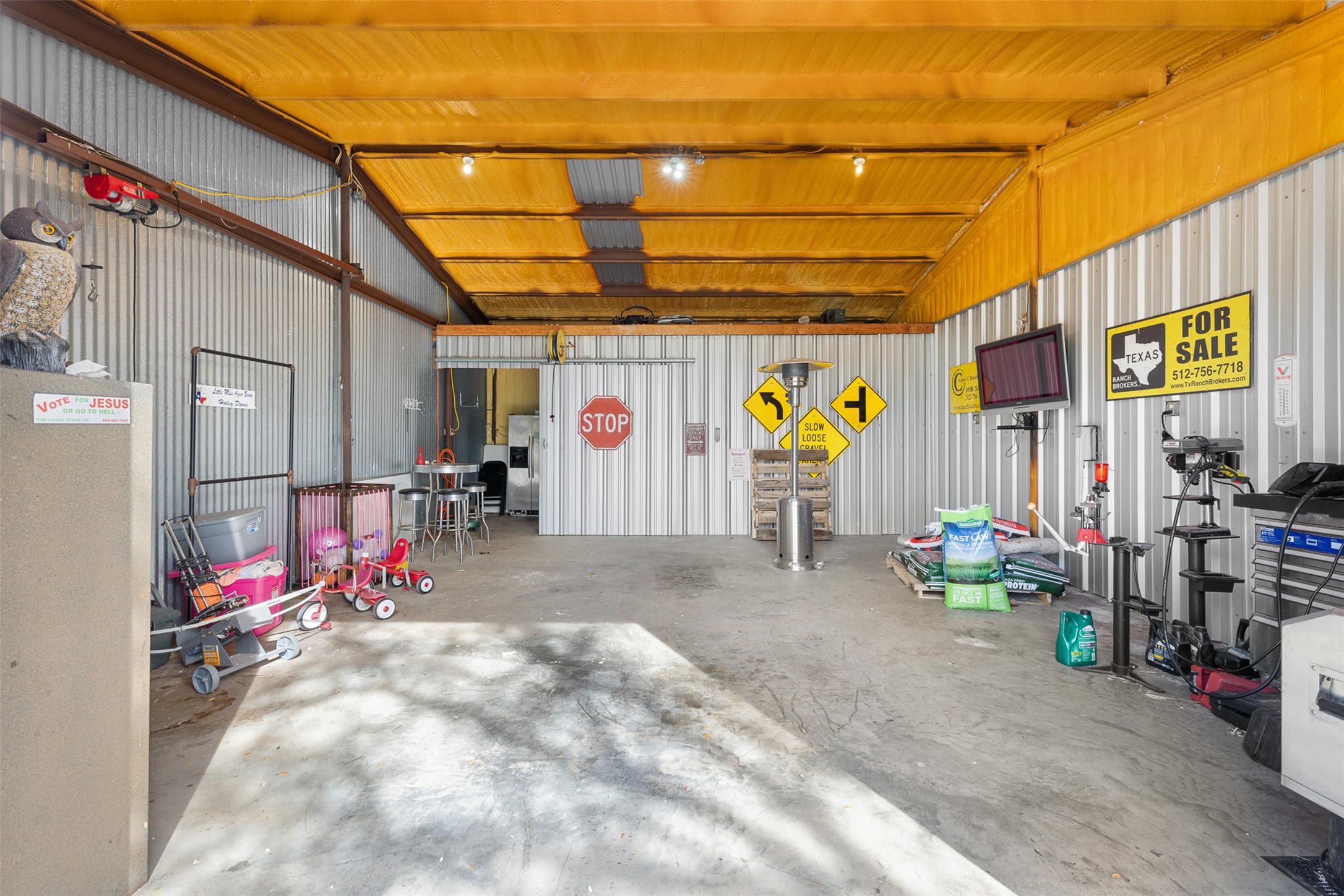 main property photo 27