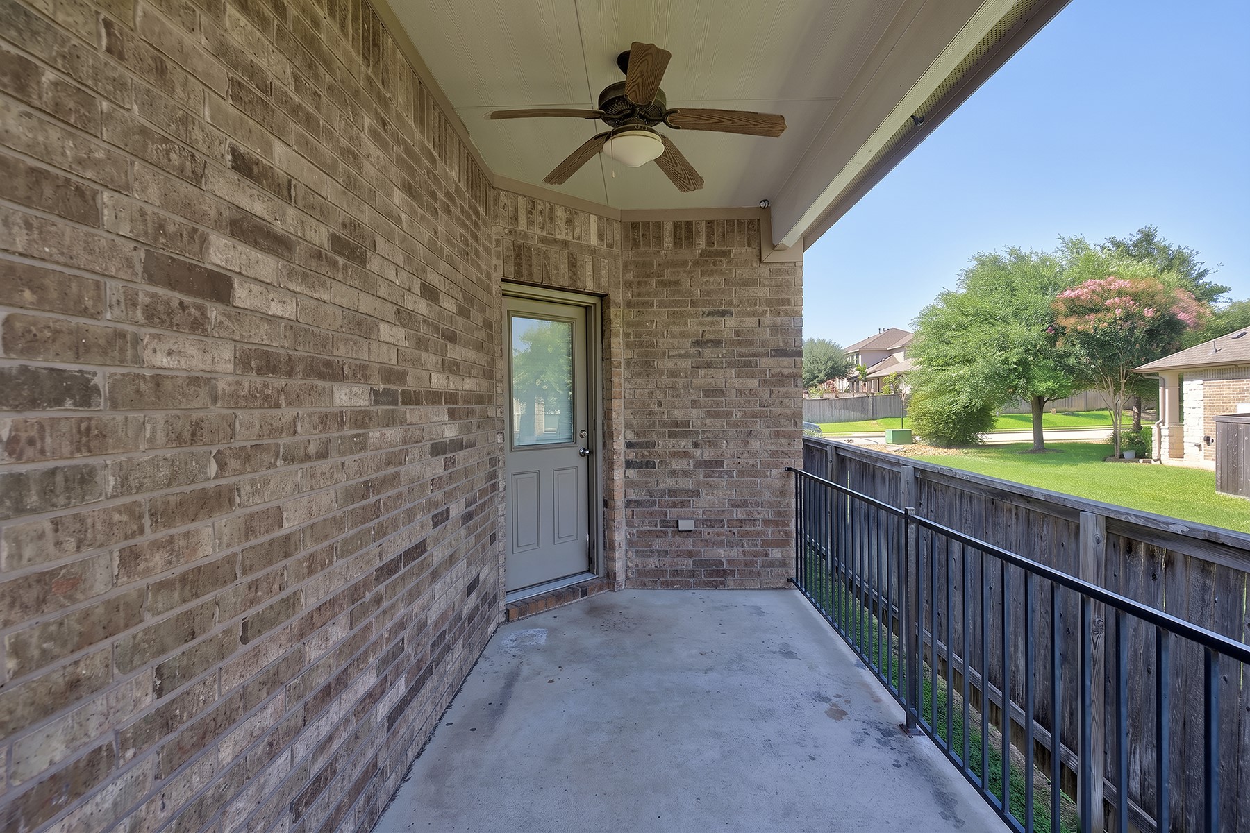 main property photo 29