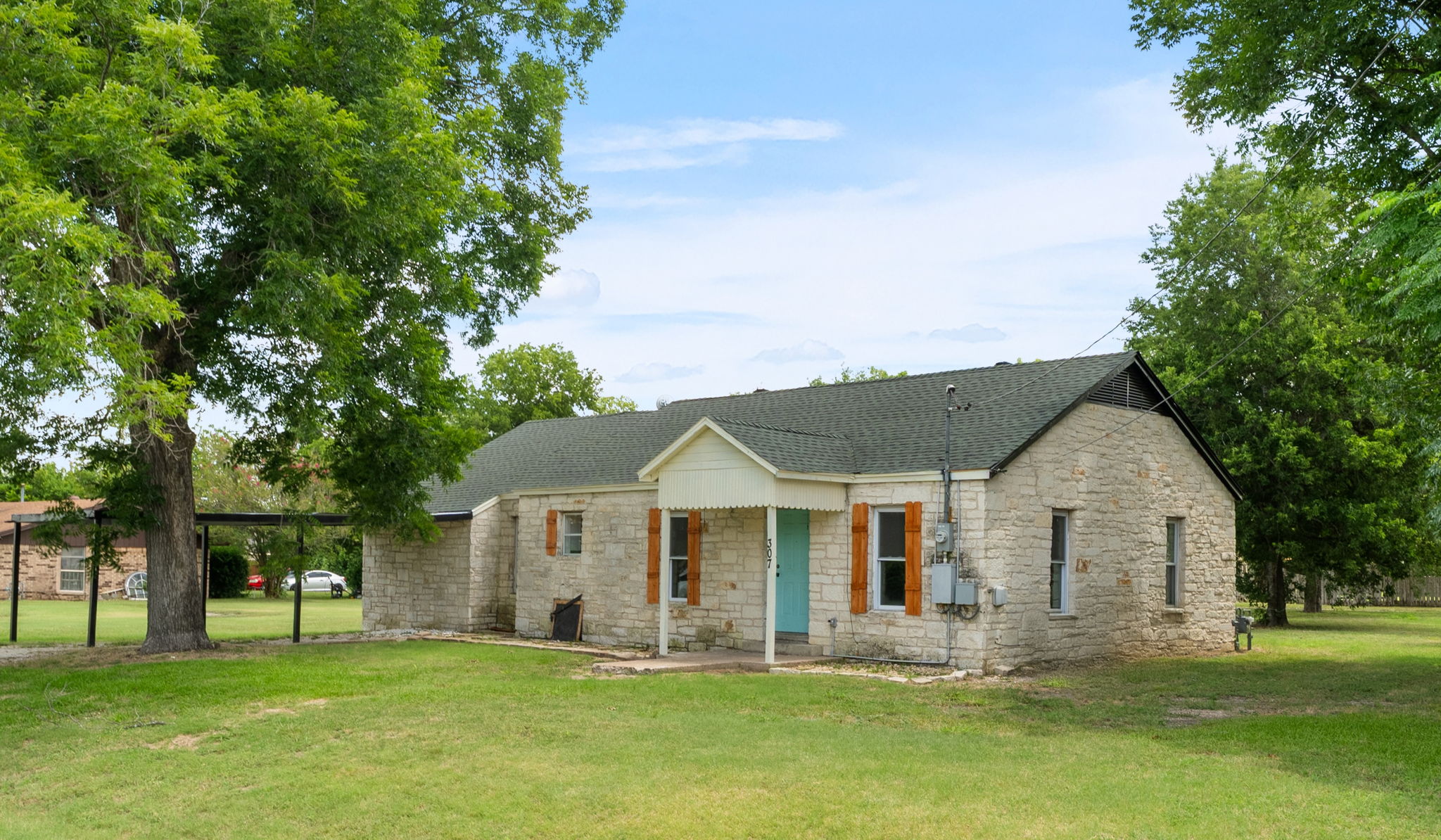 main property photo 1