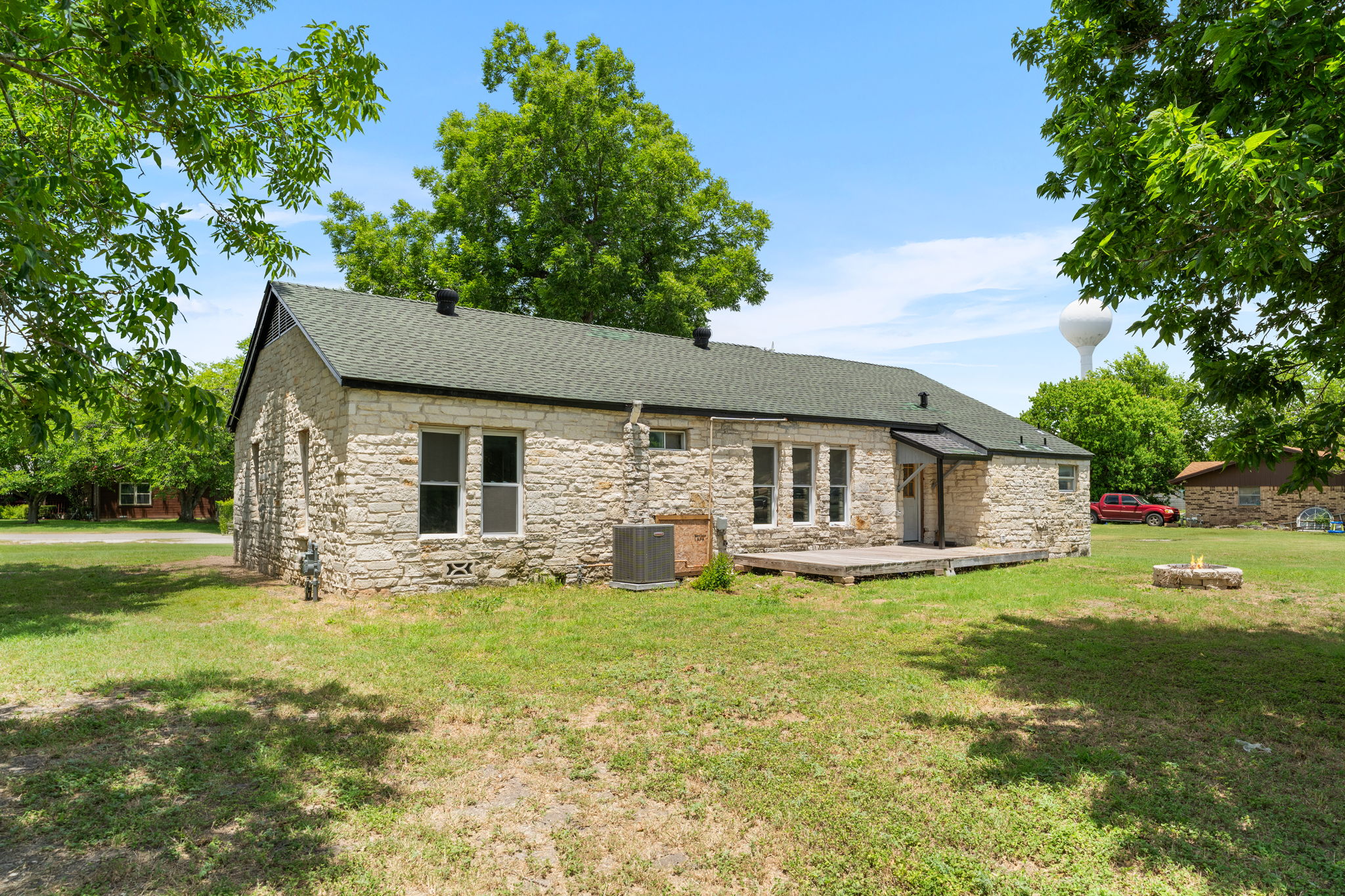 main property photo 36