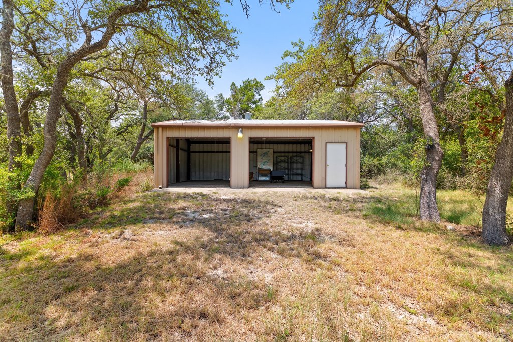 main property photo 30