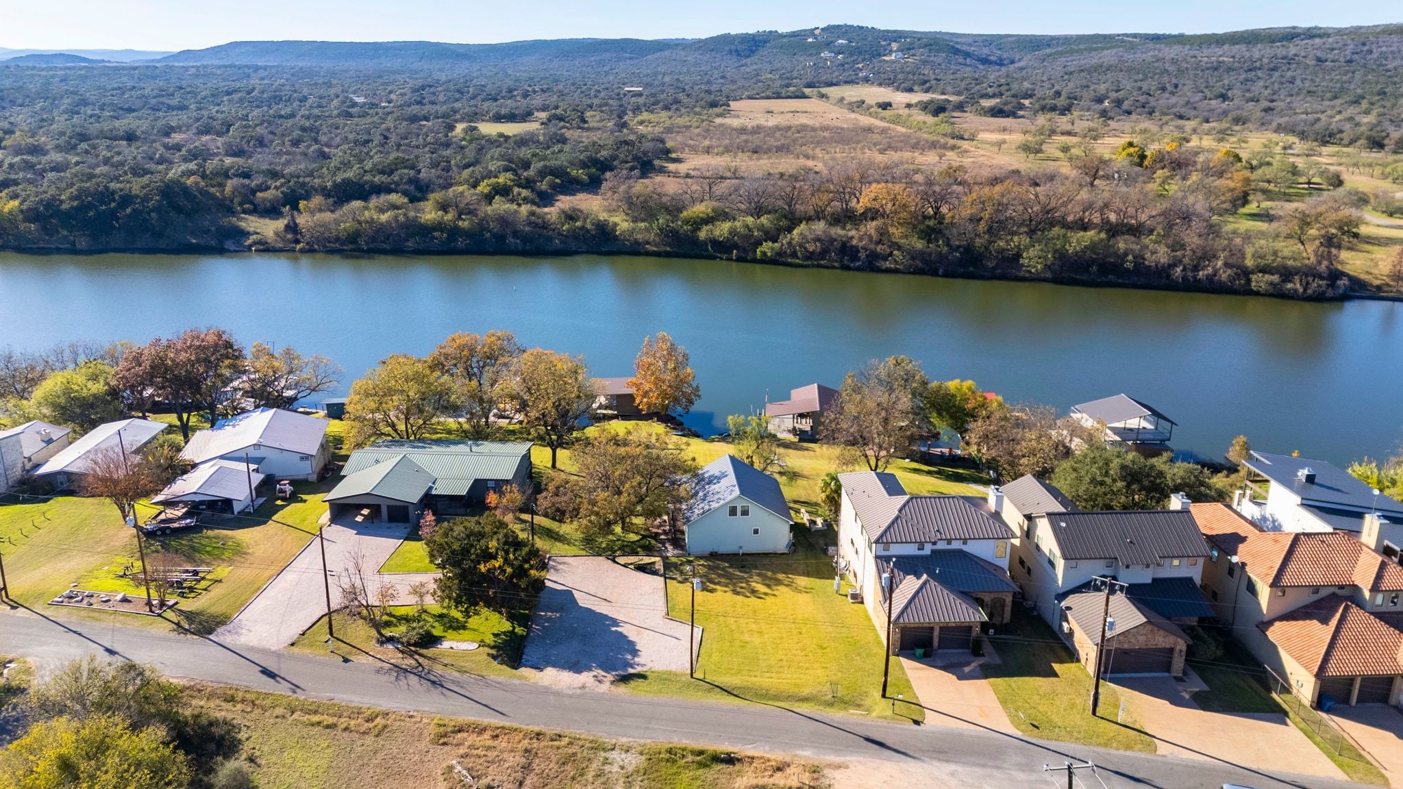main property photo 35