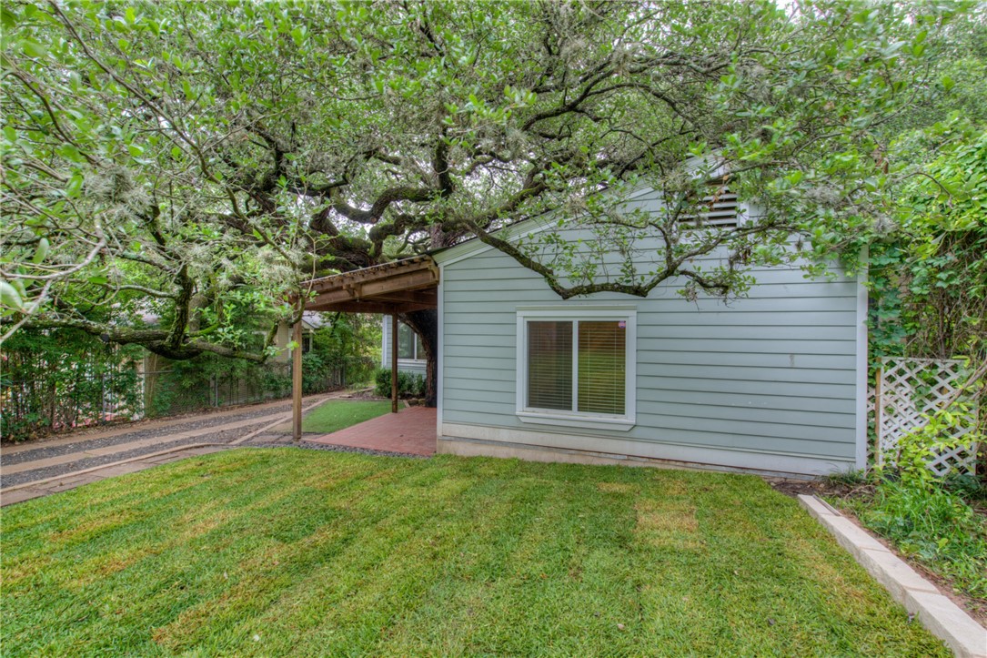 main property photo 26