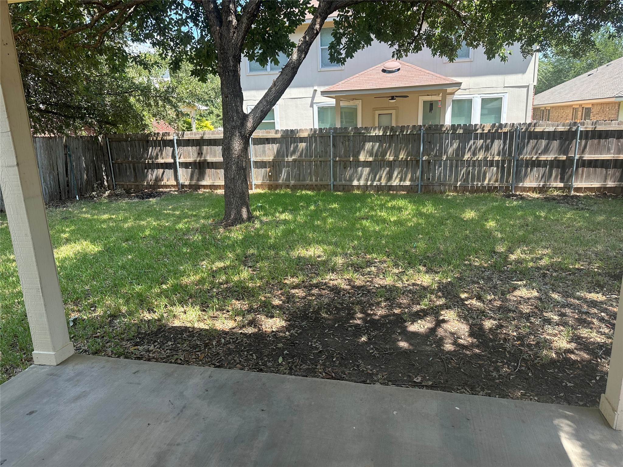 main property photo 23