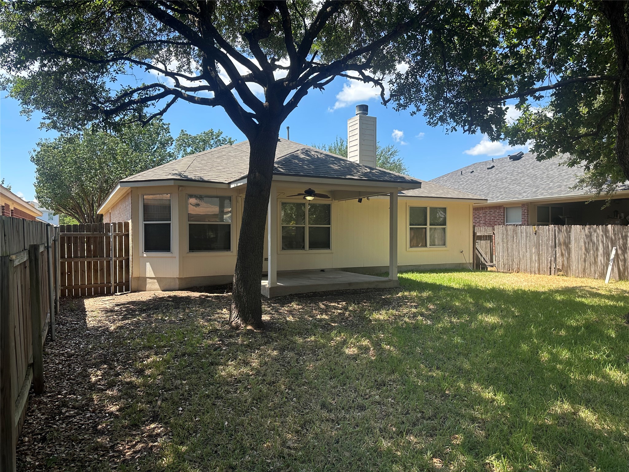 main property photo 24