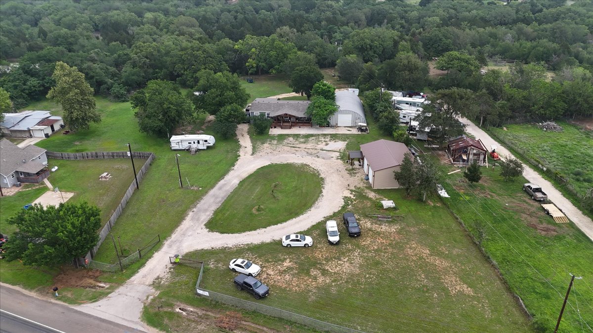 main property photo 33