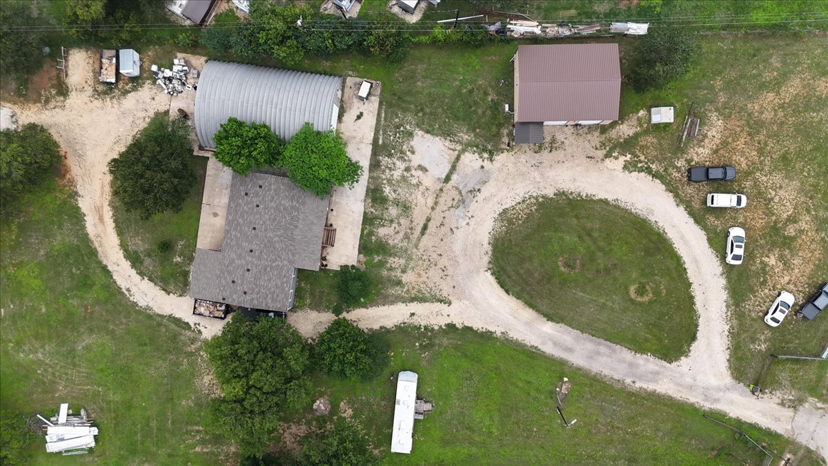 main property photo 34