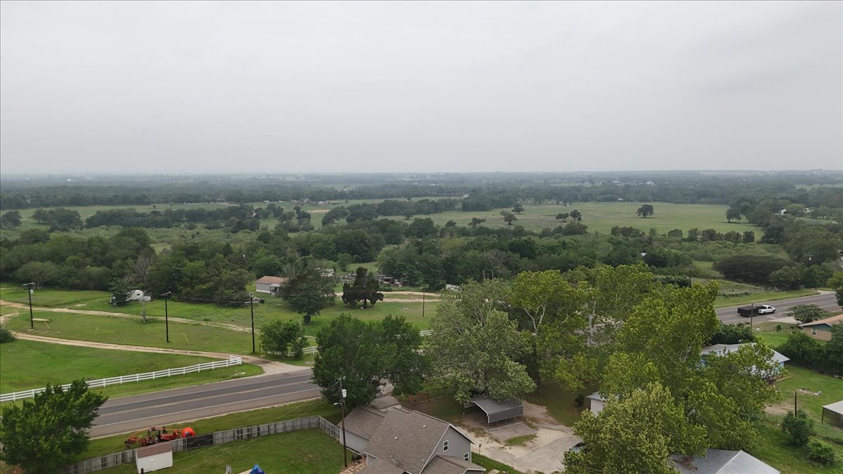 main property photo 38