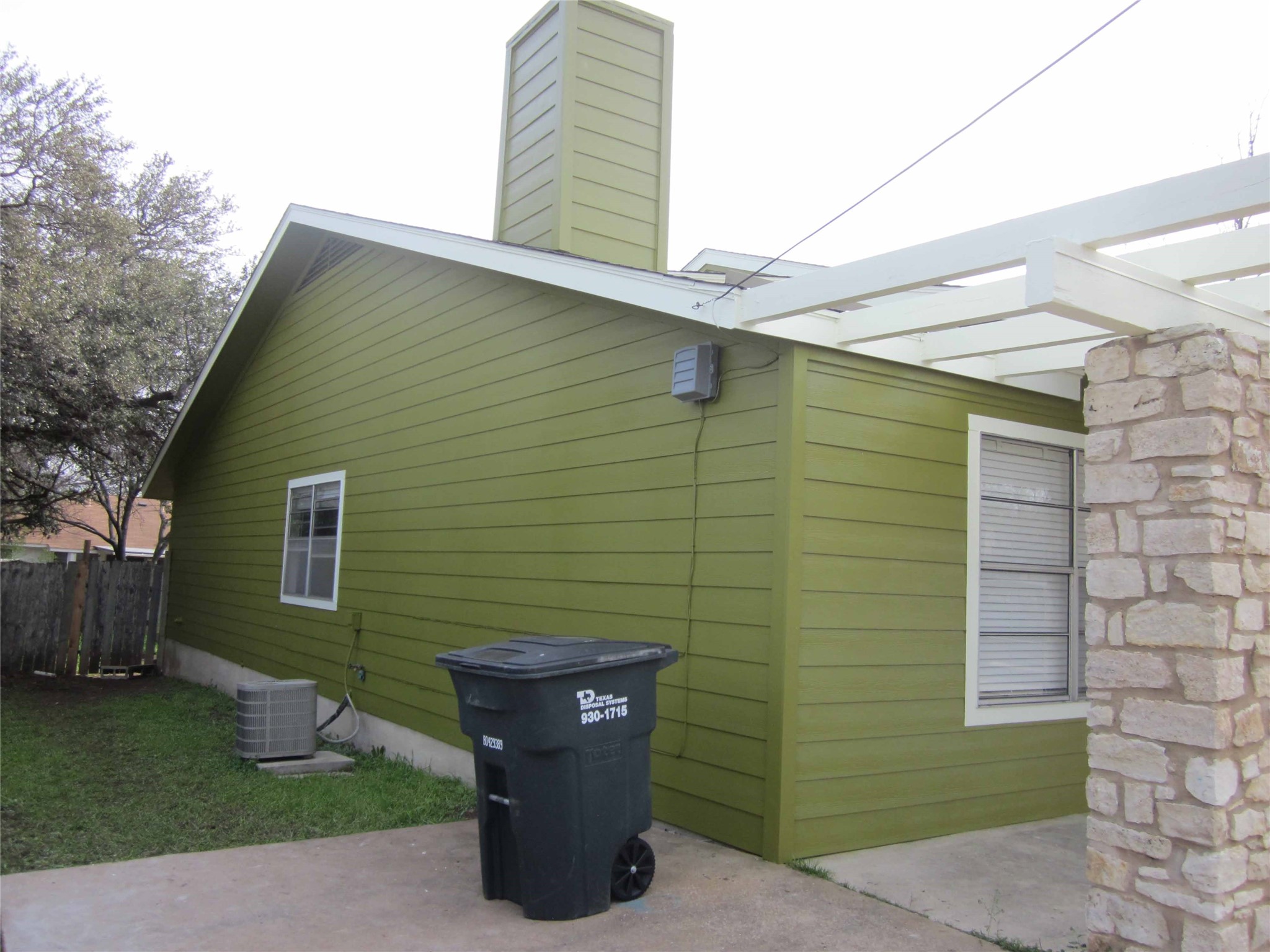 main property photo 14