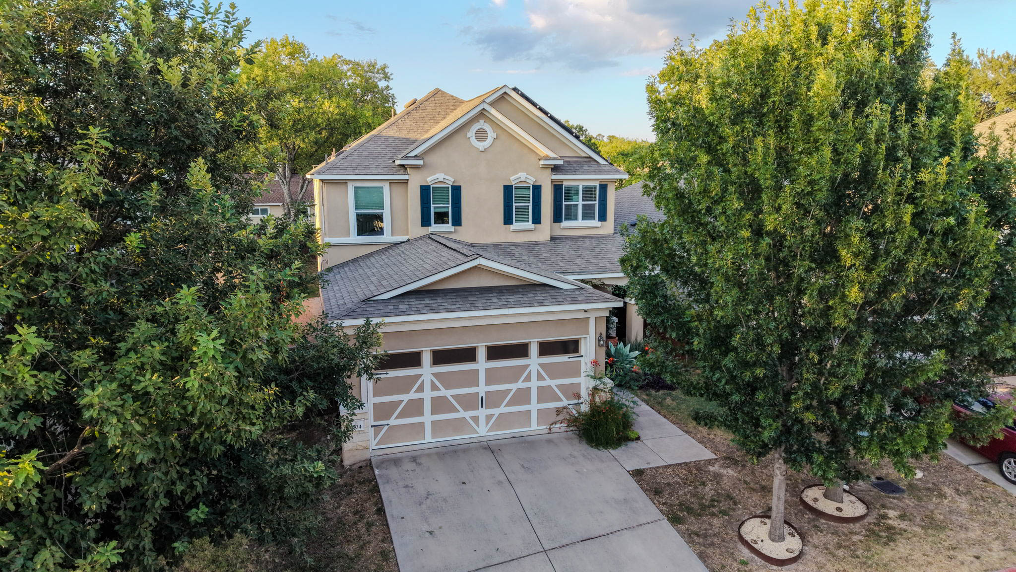 main property photo 0