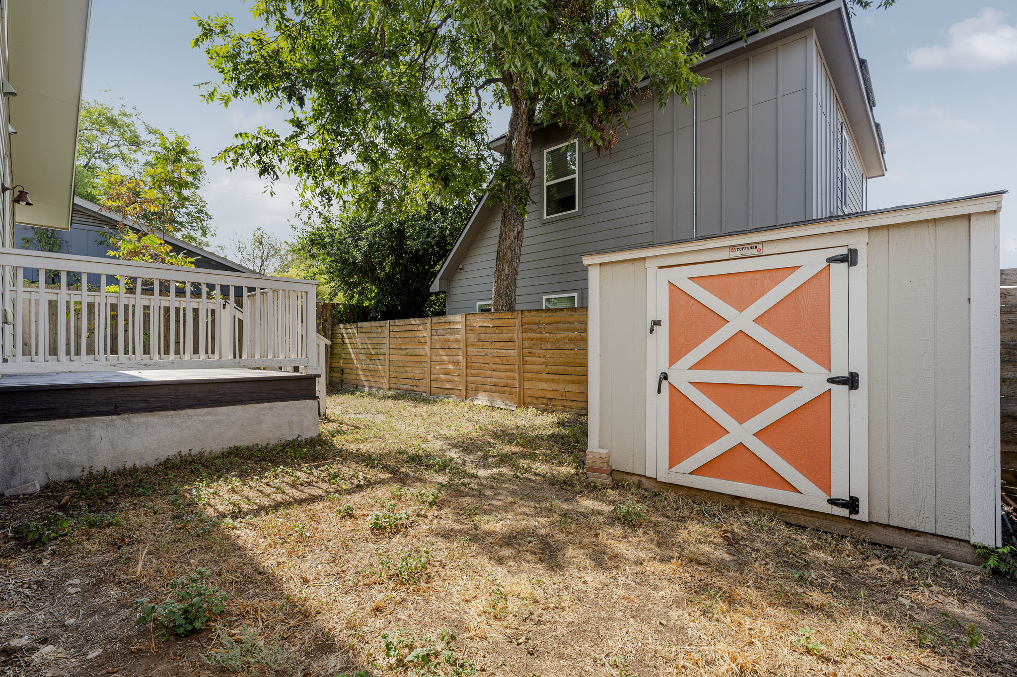 main property photo 36