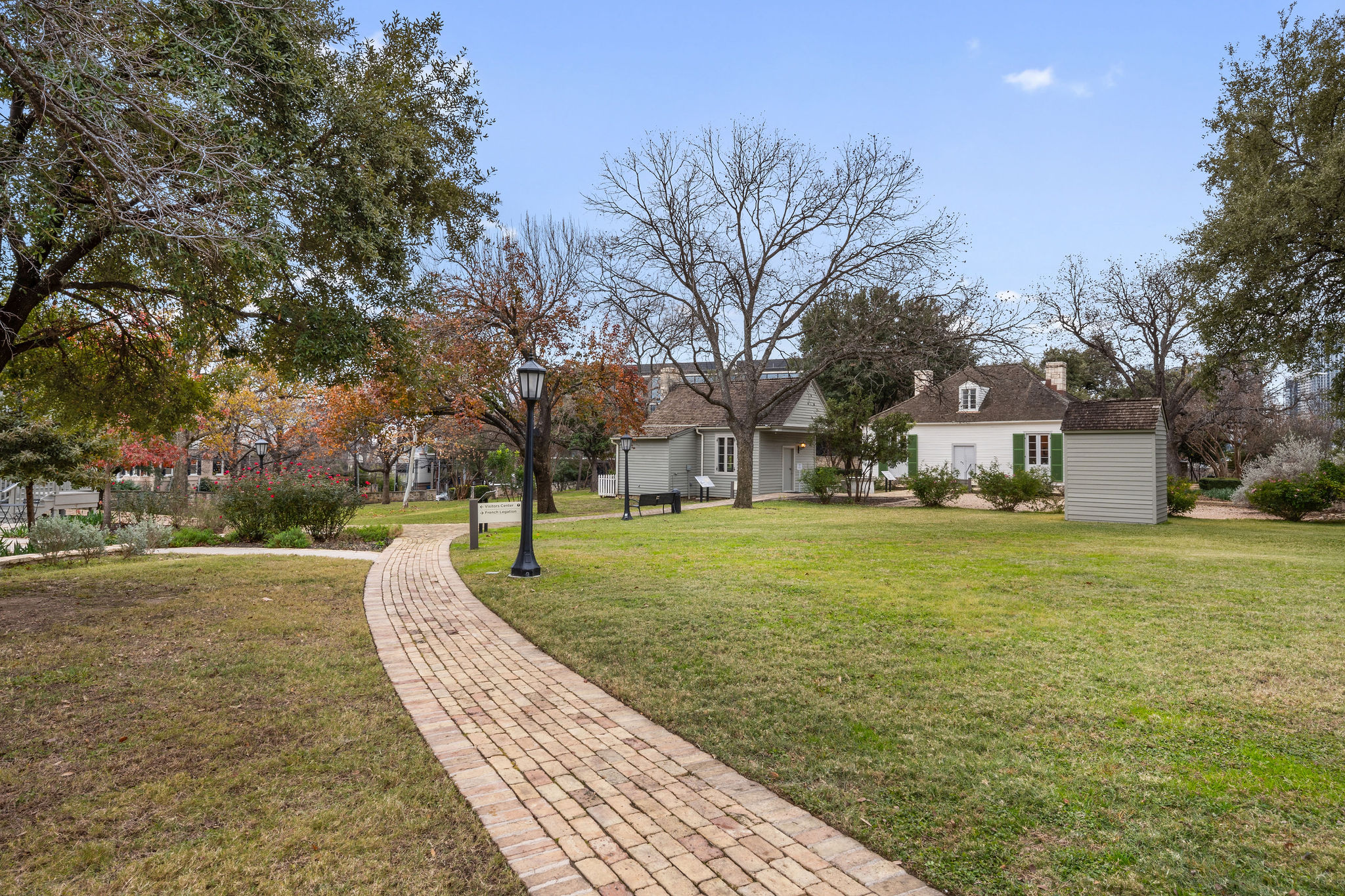 main property photo 30