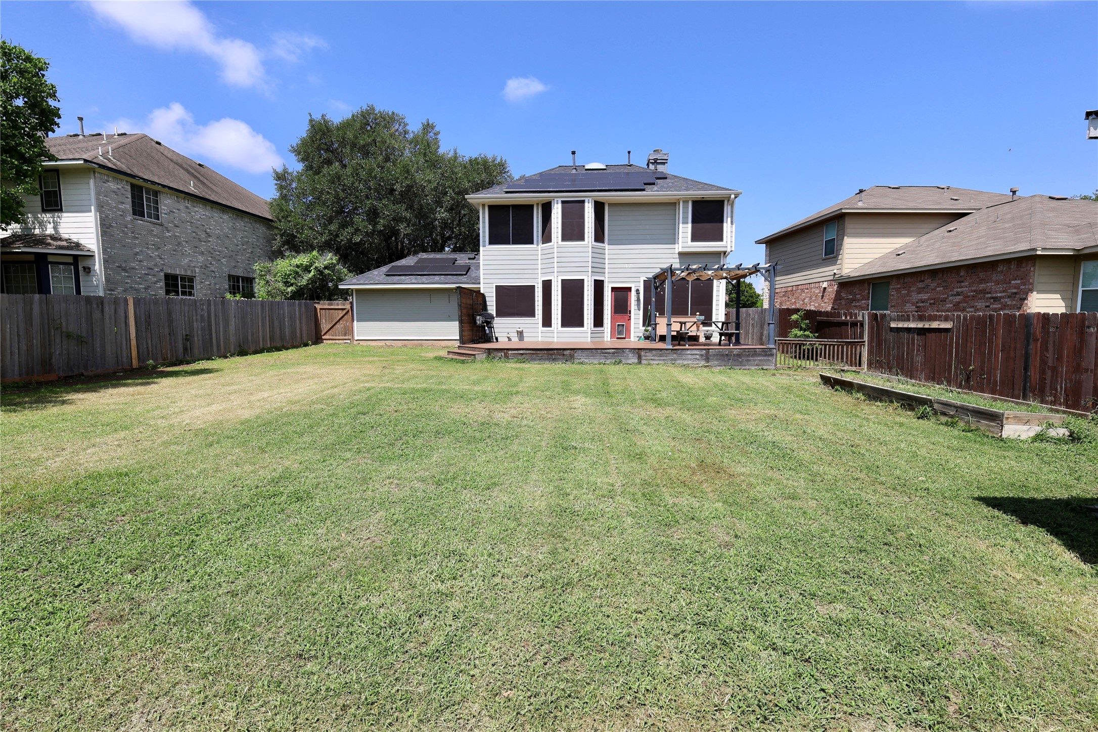 main property photo 35