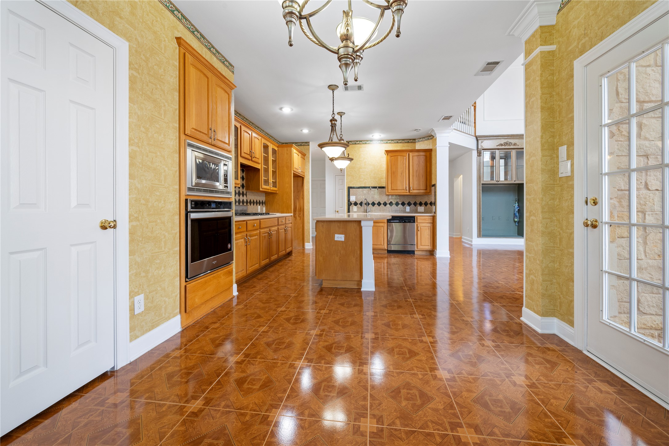 main property photo 17