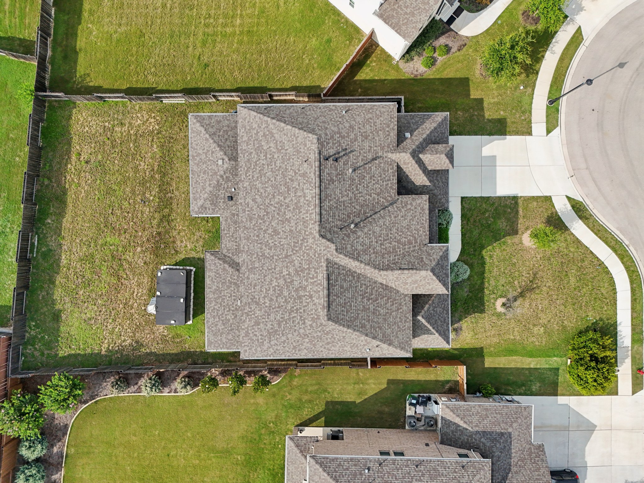 main property photo 22