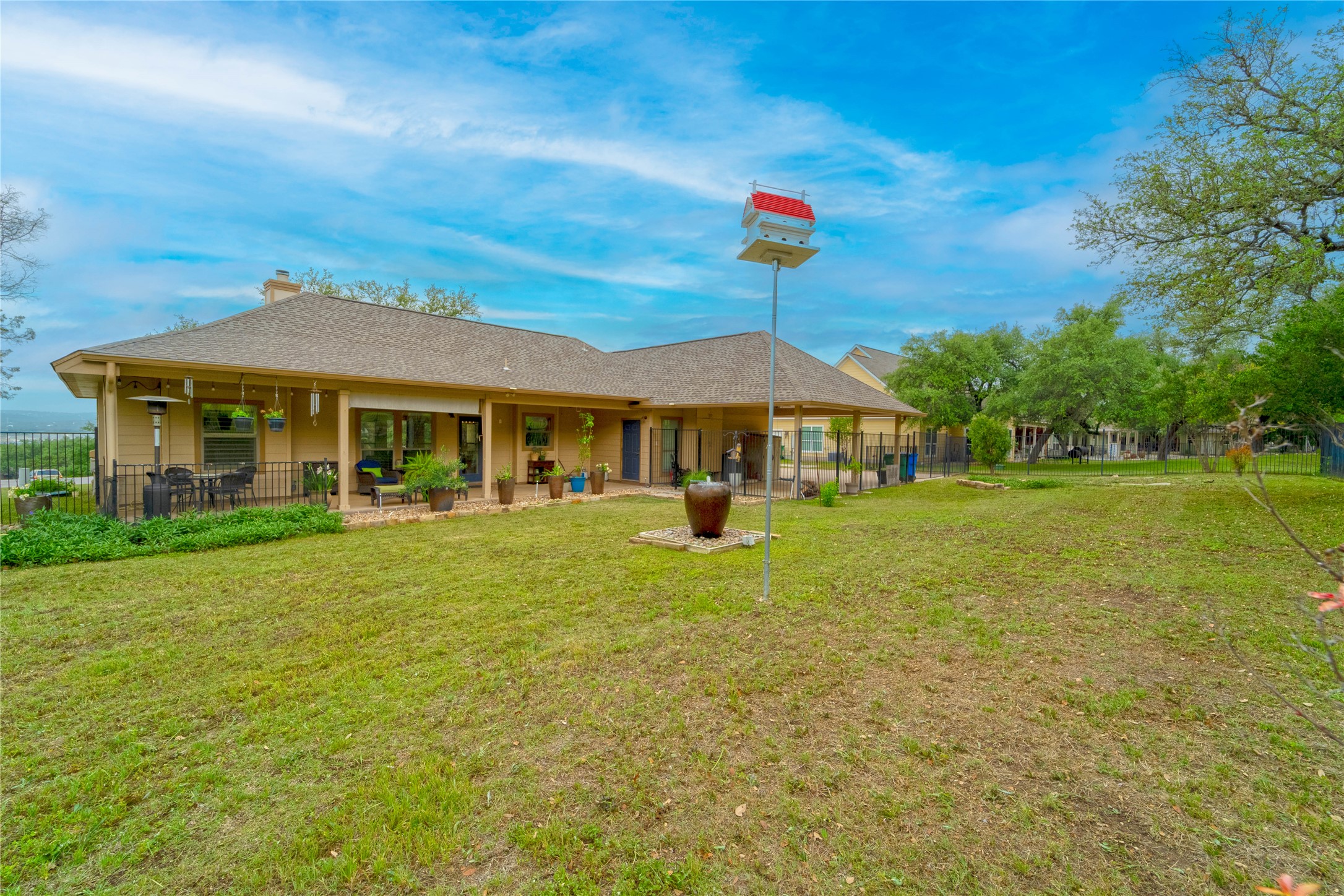 main property photo 15