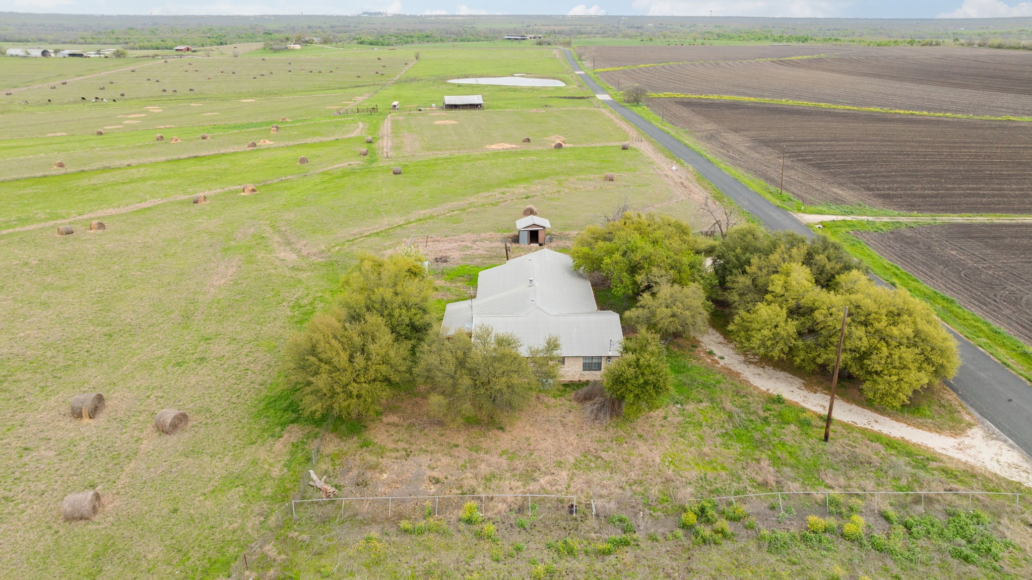 main property photo 12
