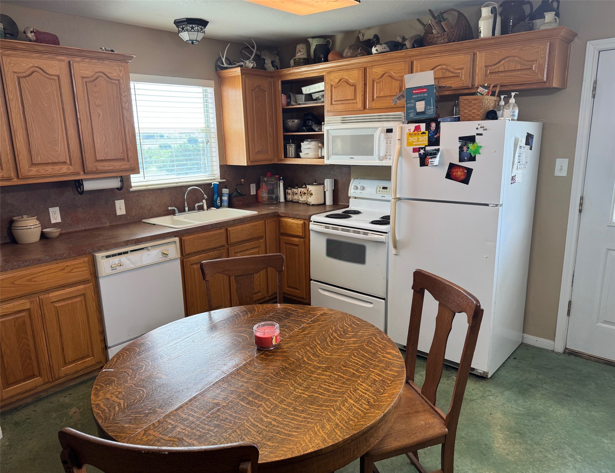 main property photo 5