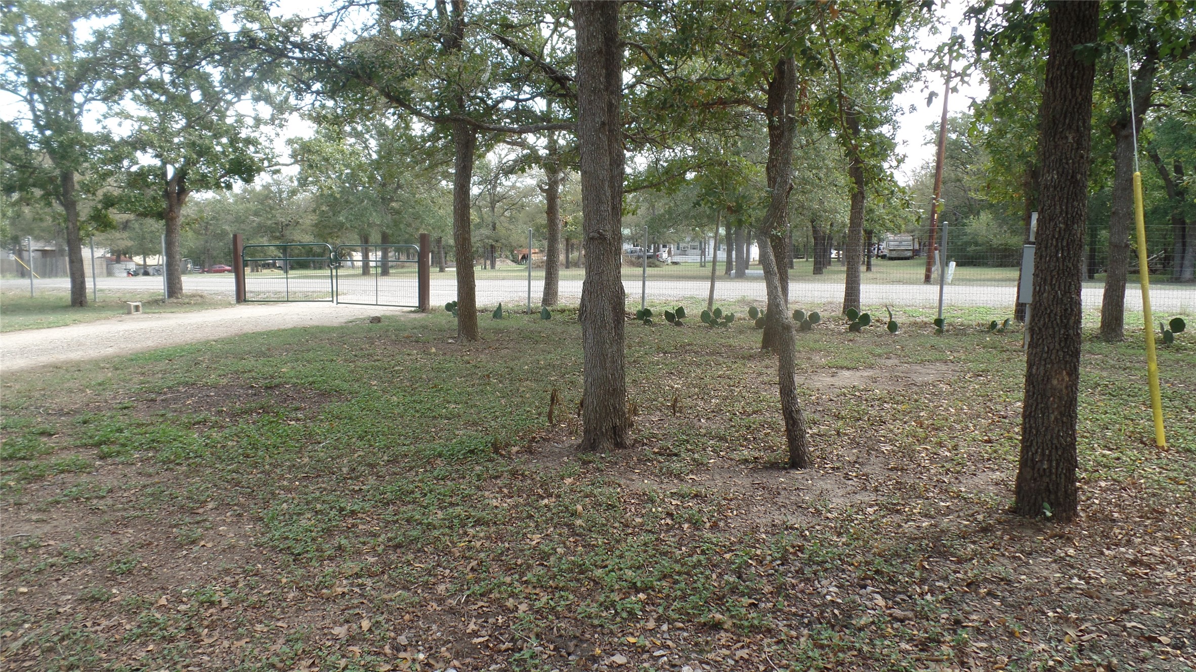 main property photo 22
