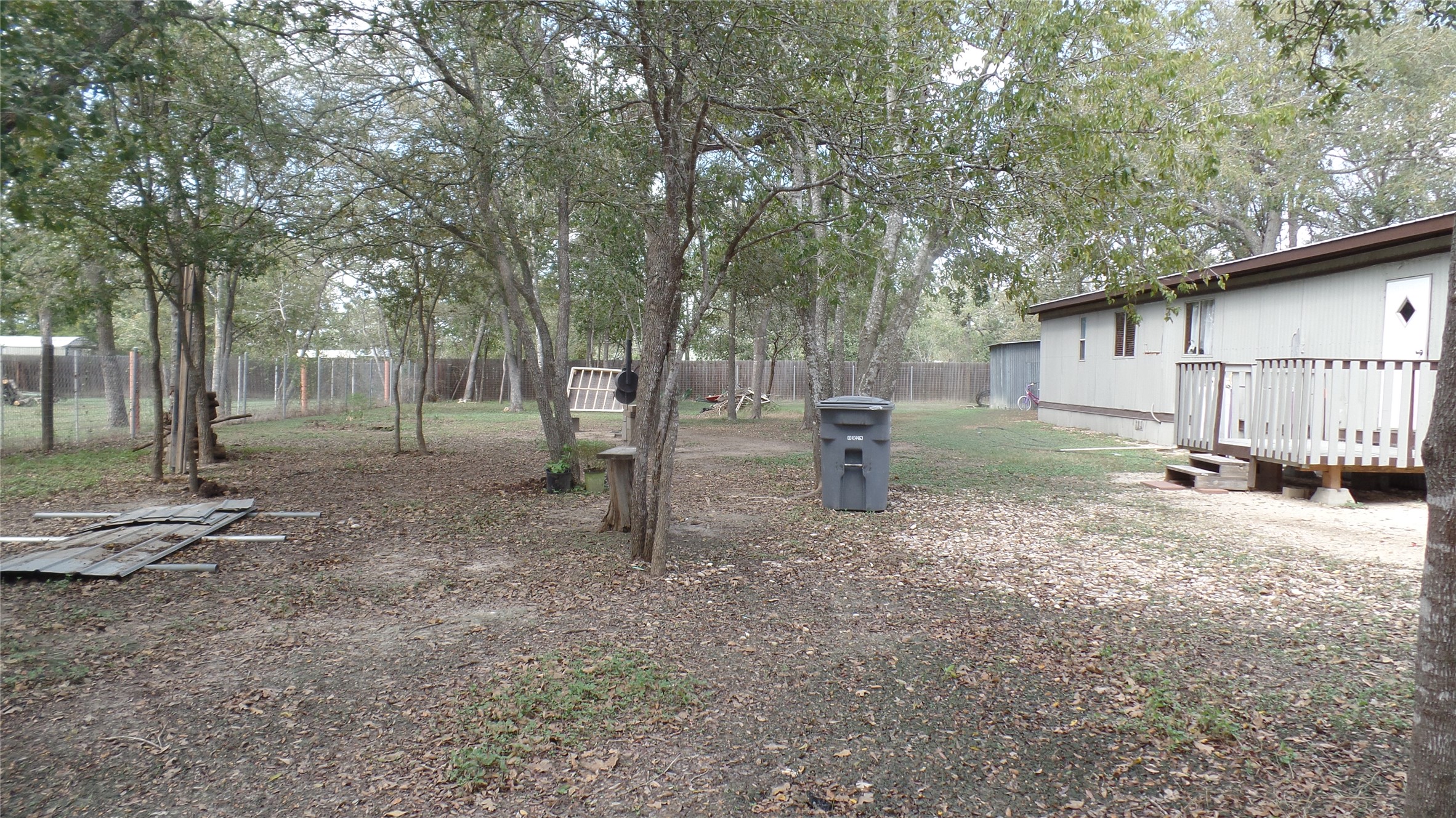 main property photo 23