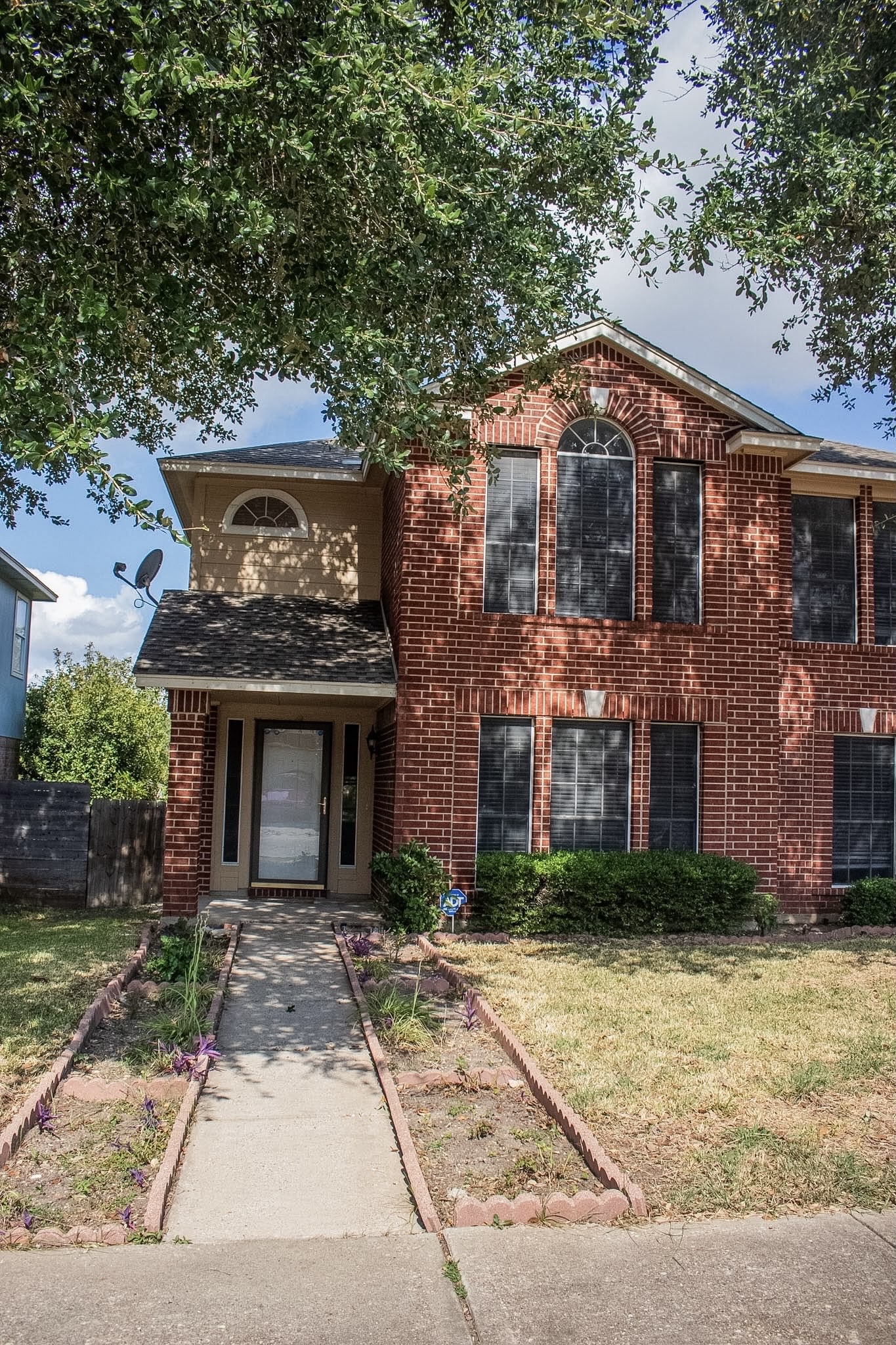 main property photo 3