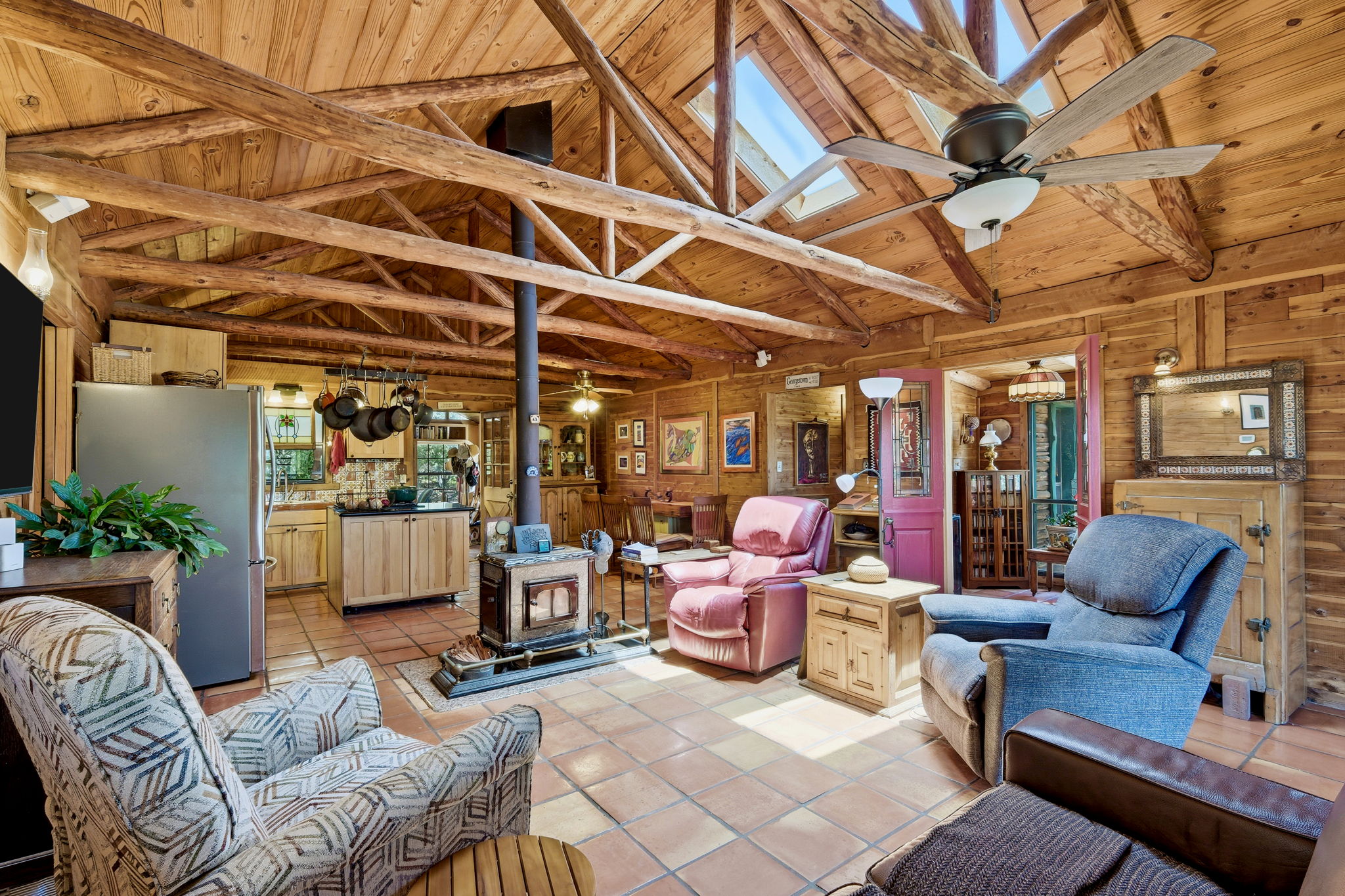main property photo 13