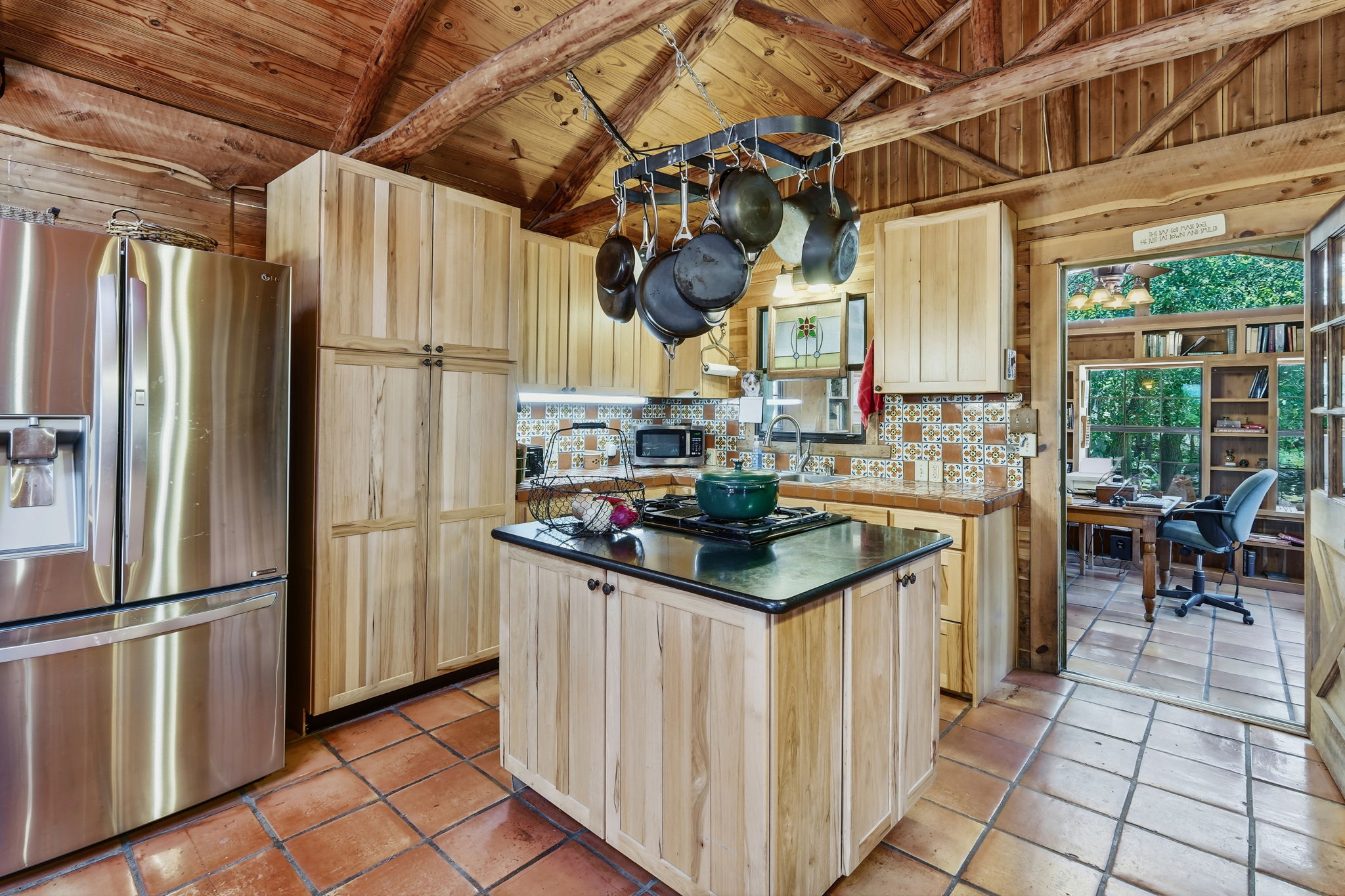main property photo 14