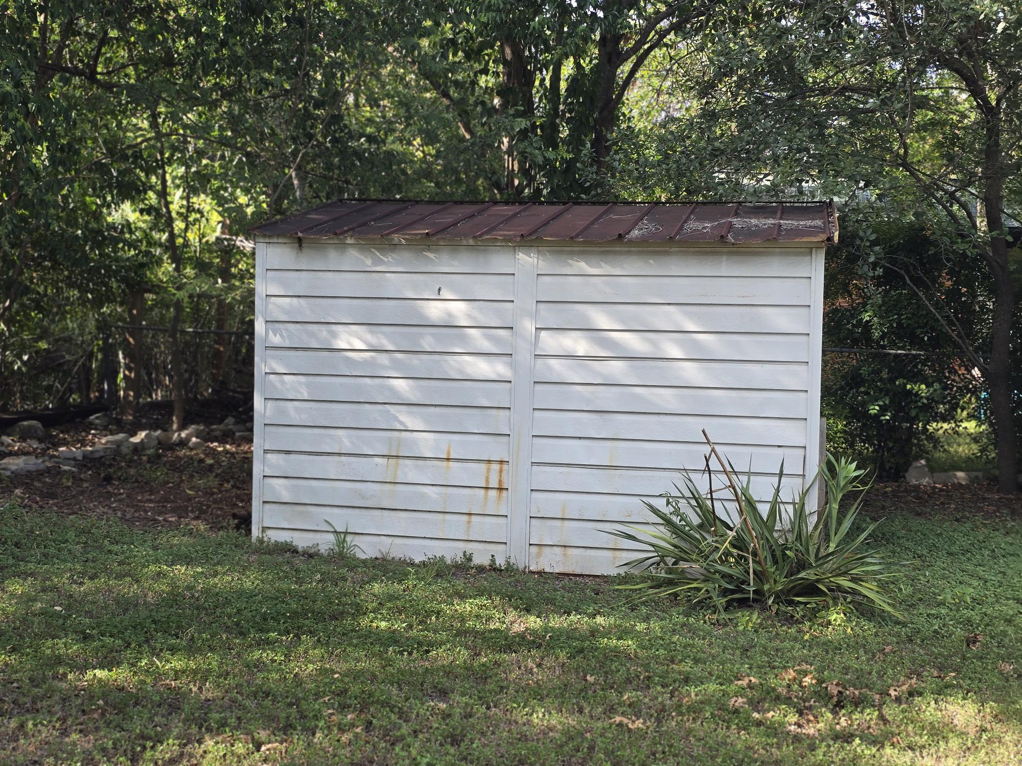 main property photo 11