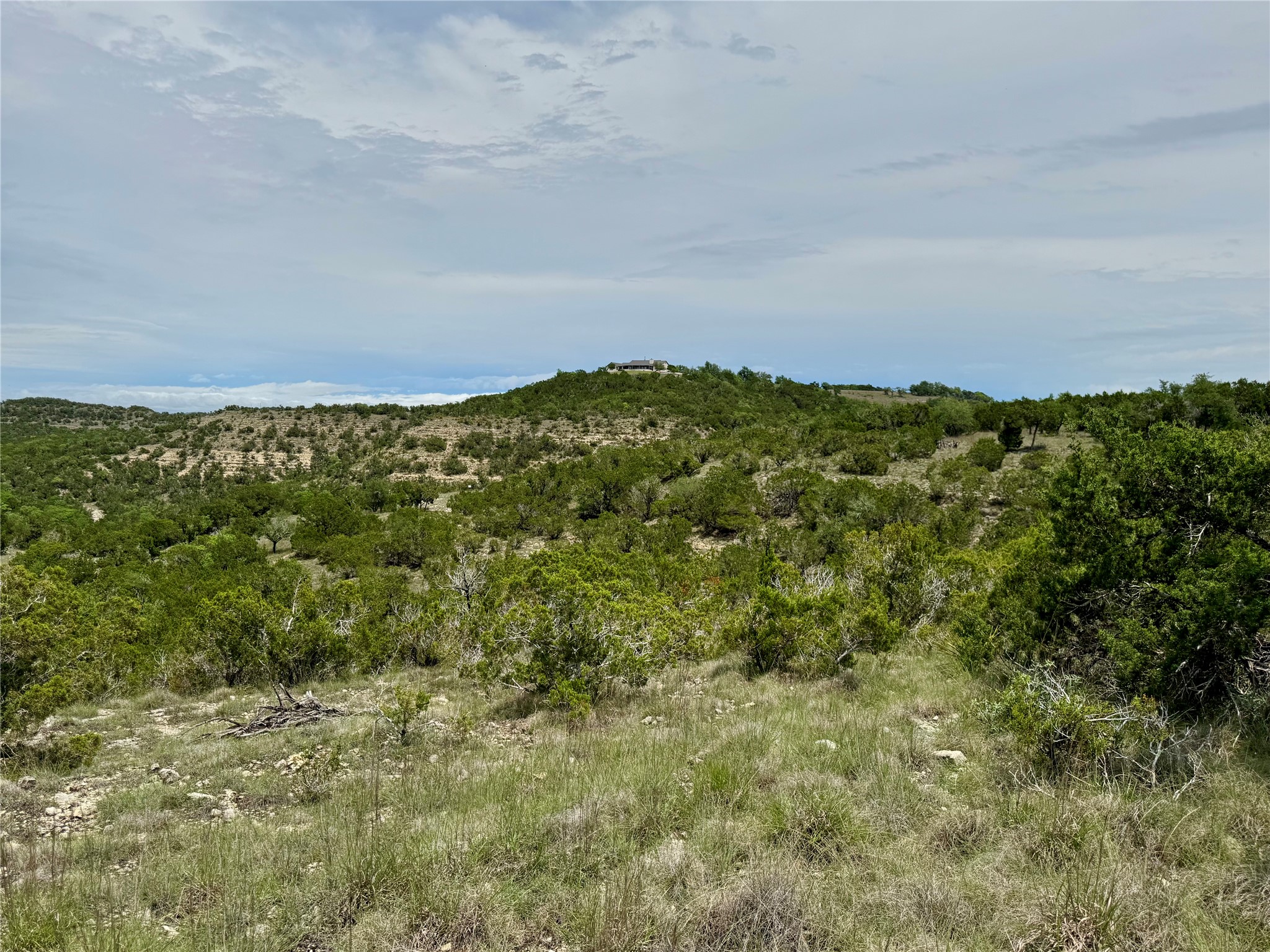 main property photo 32