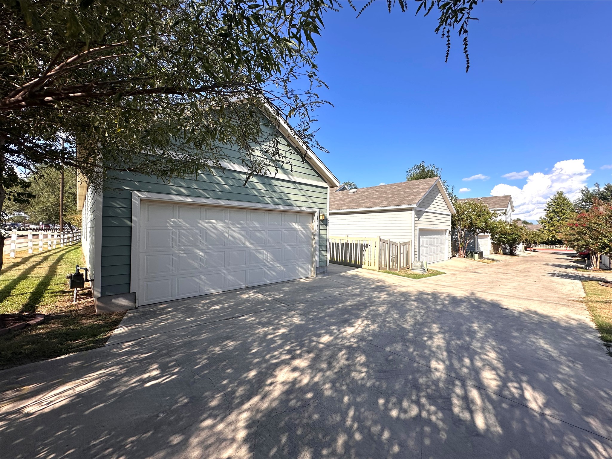 main property photo 21