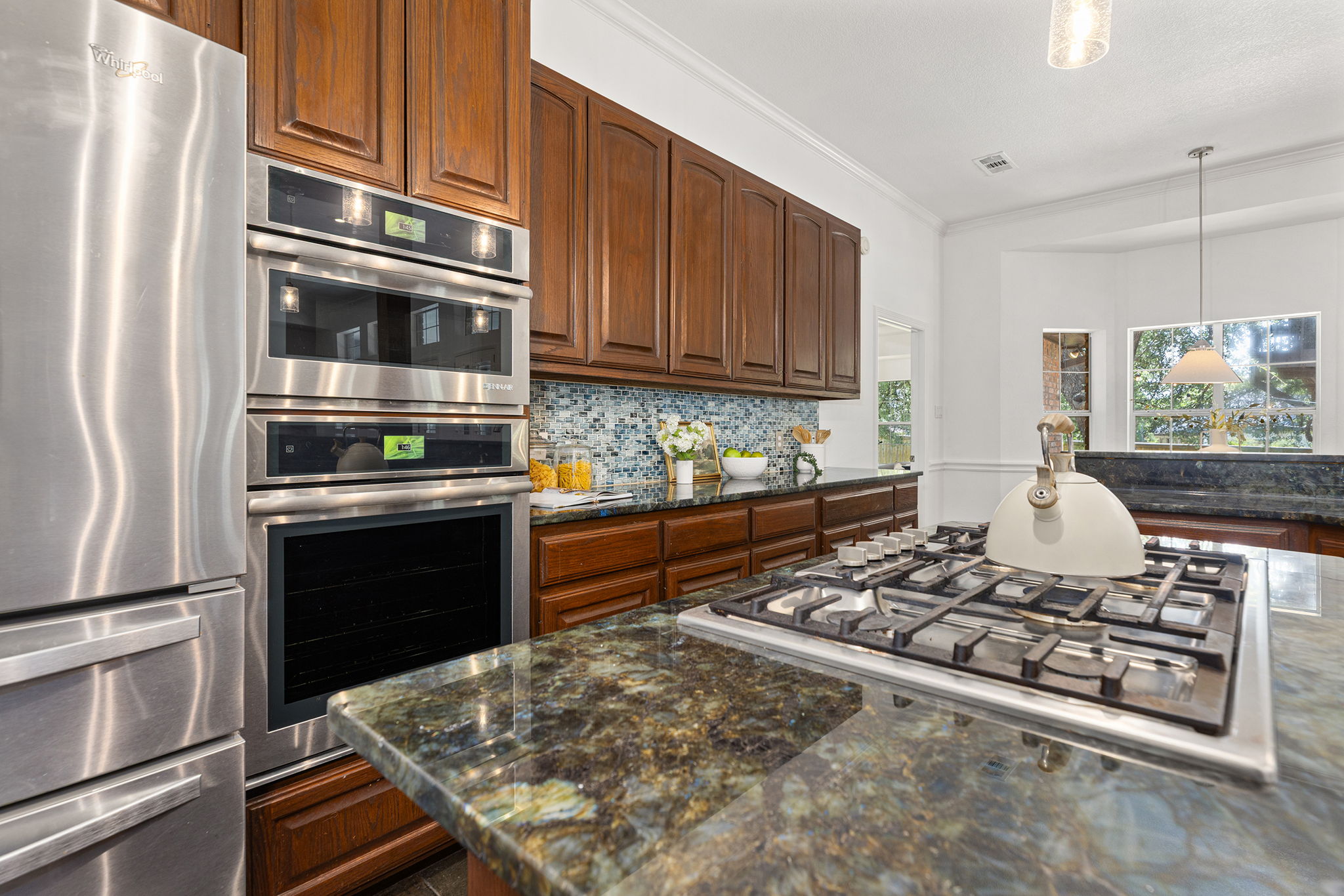 main property photo 4
