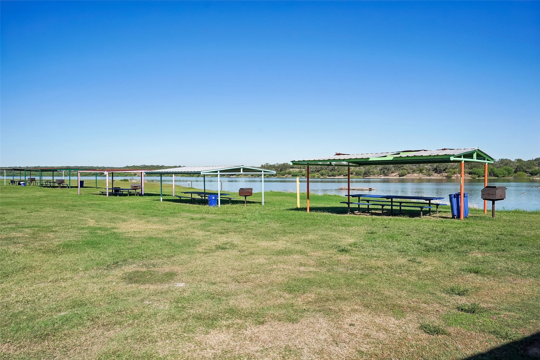 main property photo 31