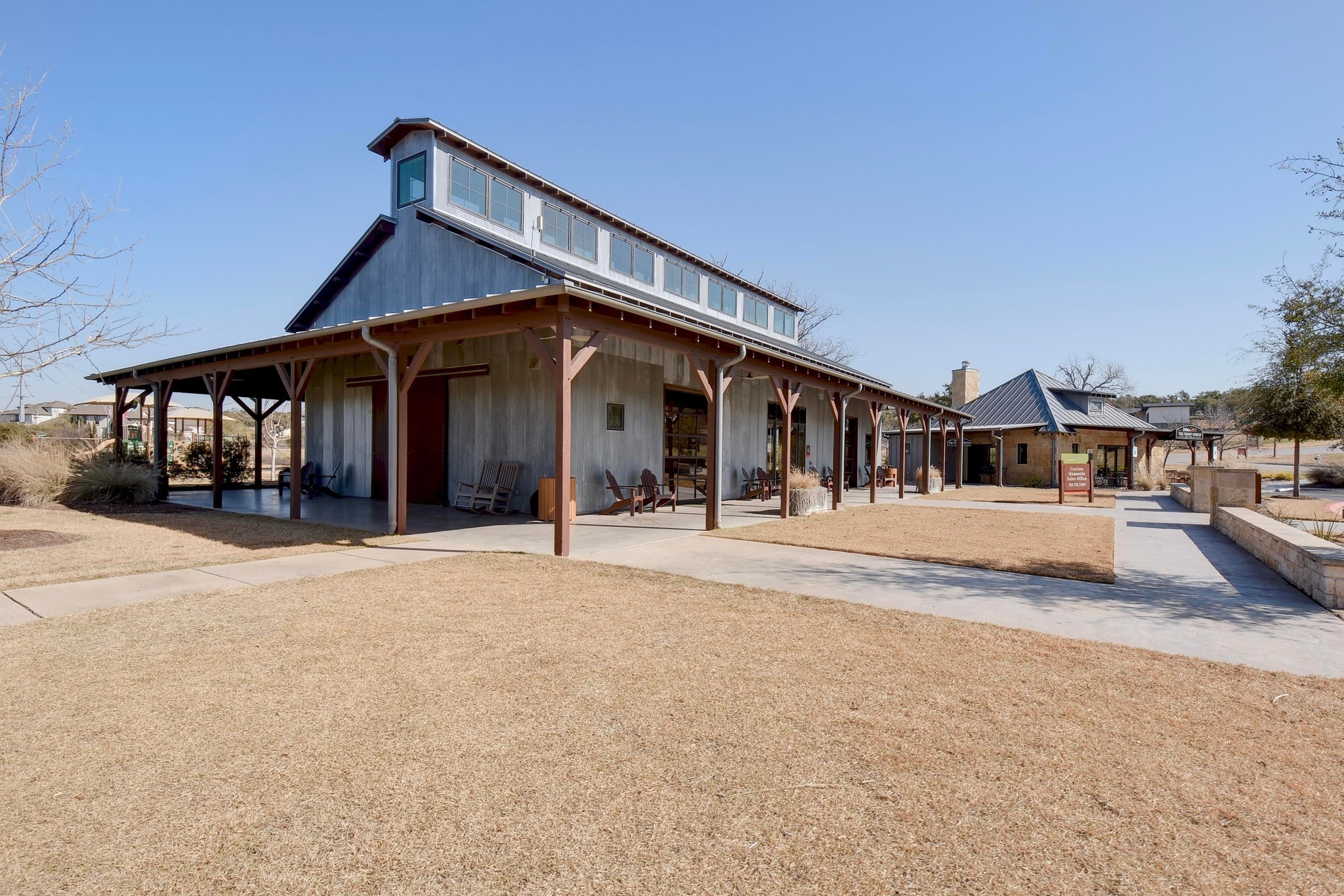 main property photo 35