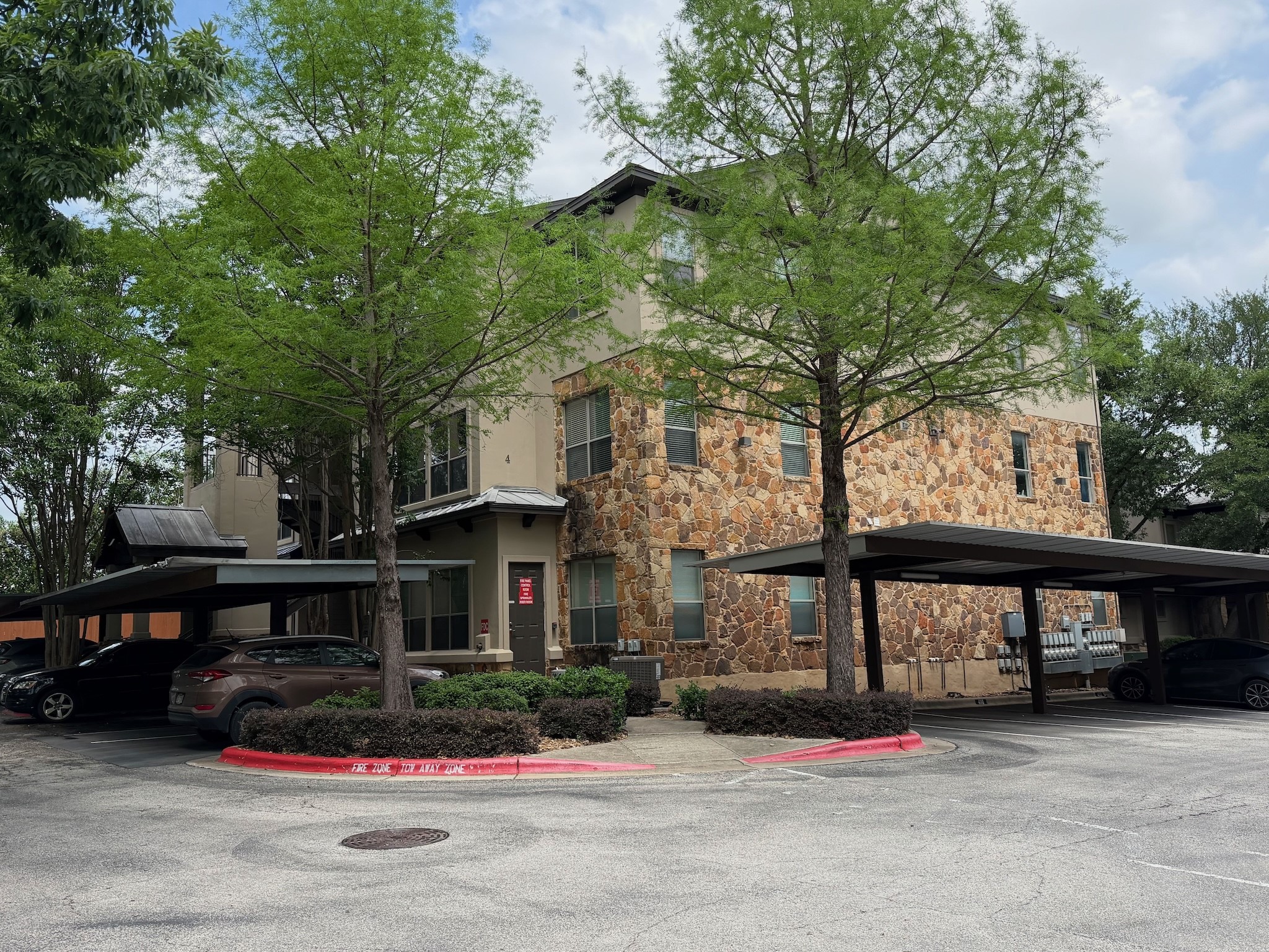 main property photo 29