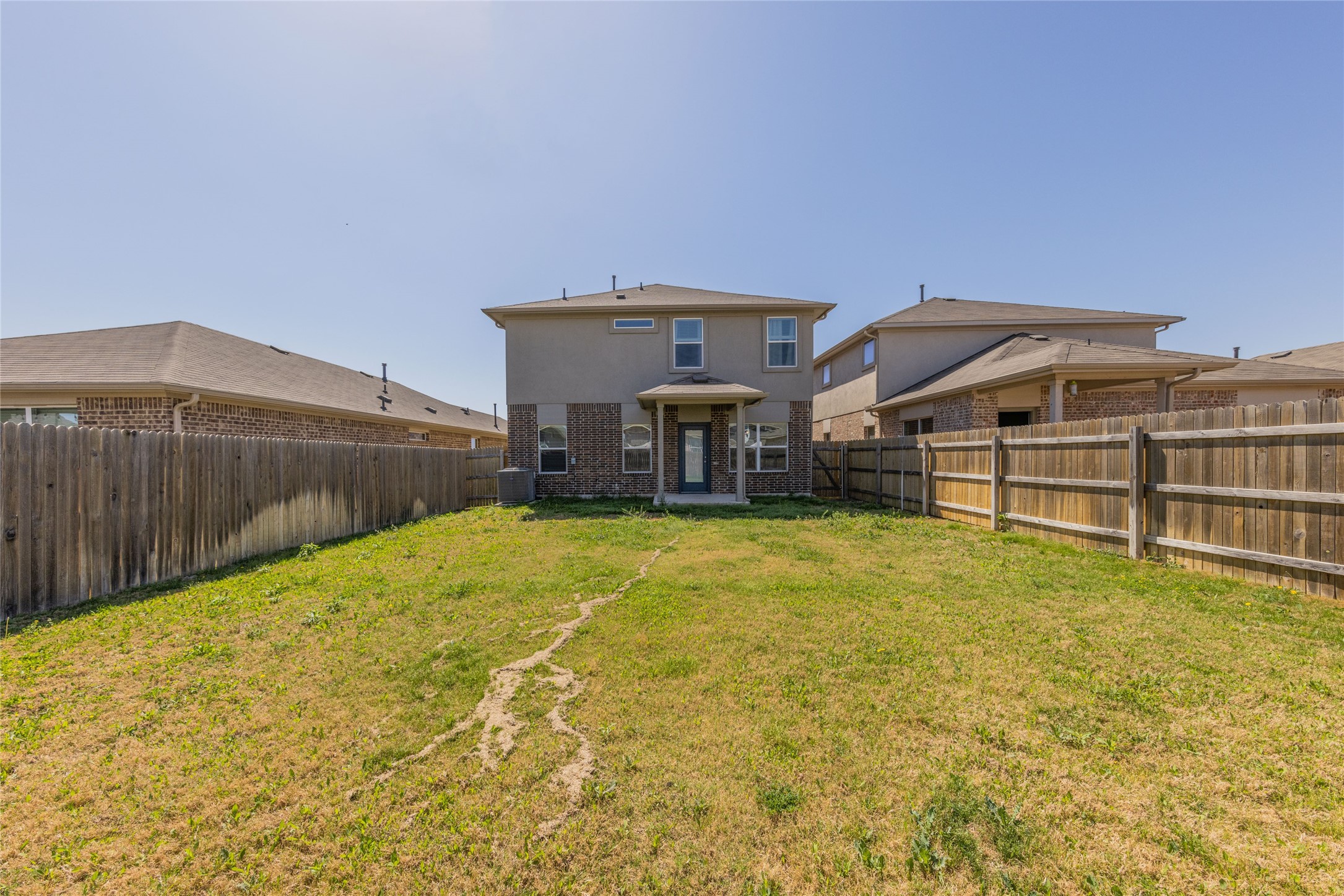 main property photo 34