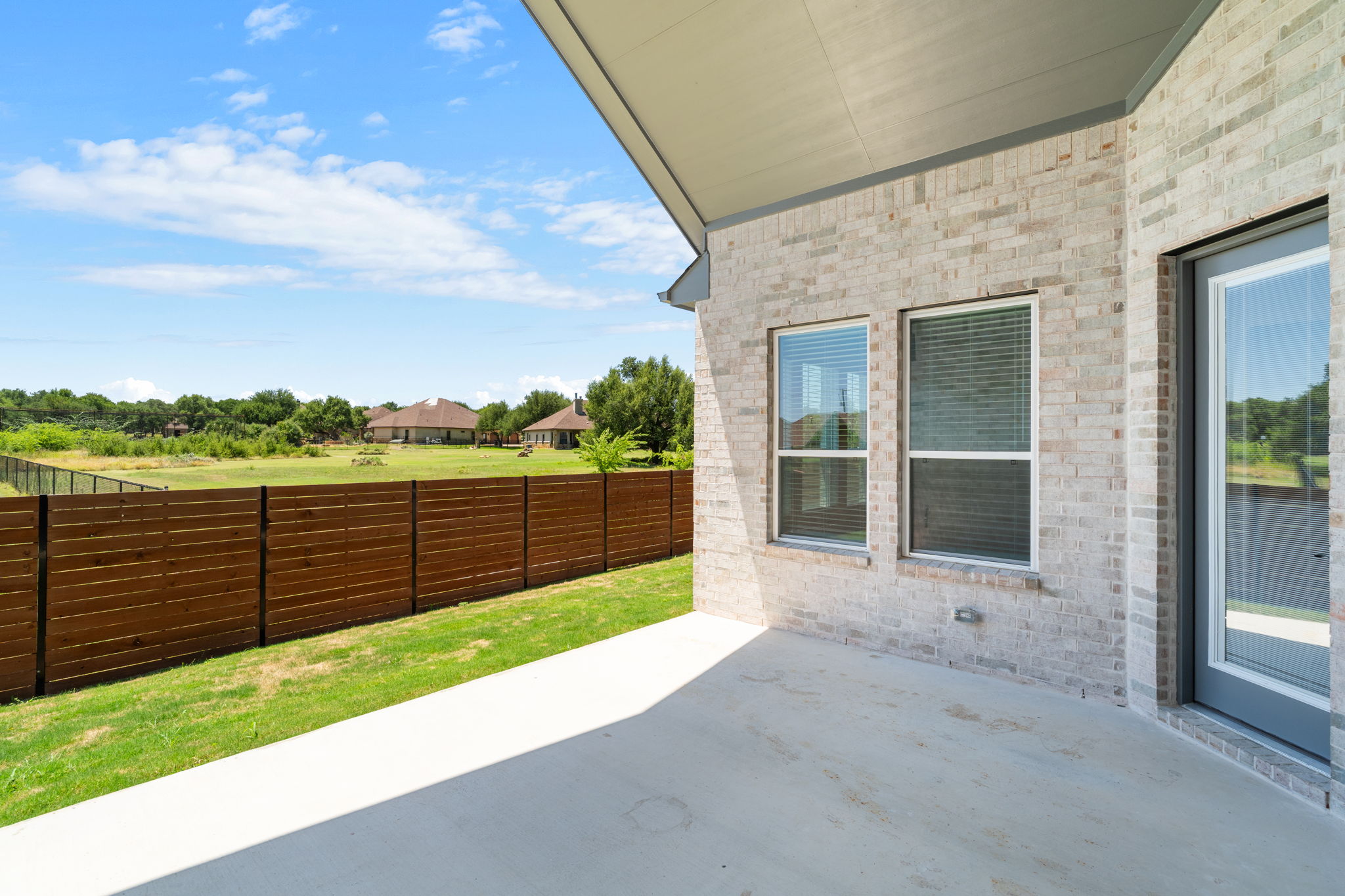 main property photo 36