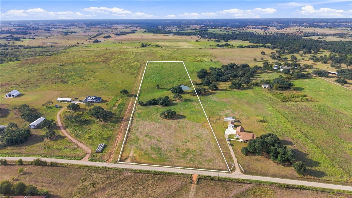 main property photo 10