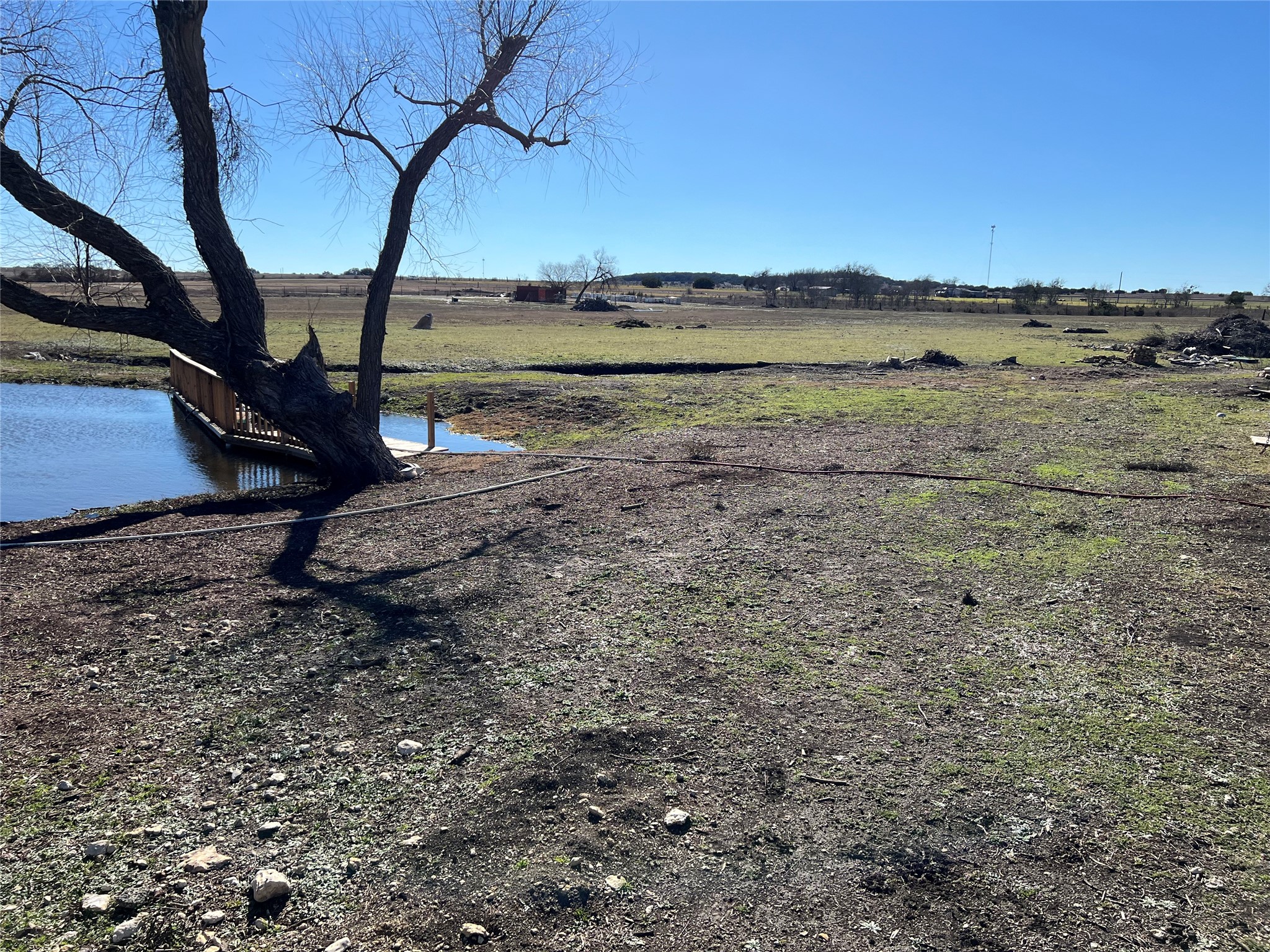 main property photo 11