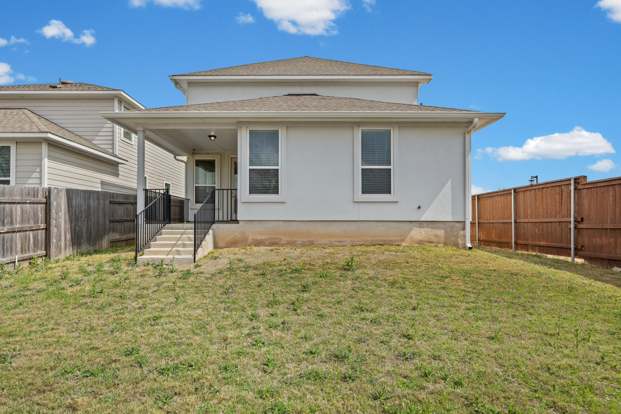 main property photo 29