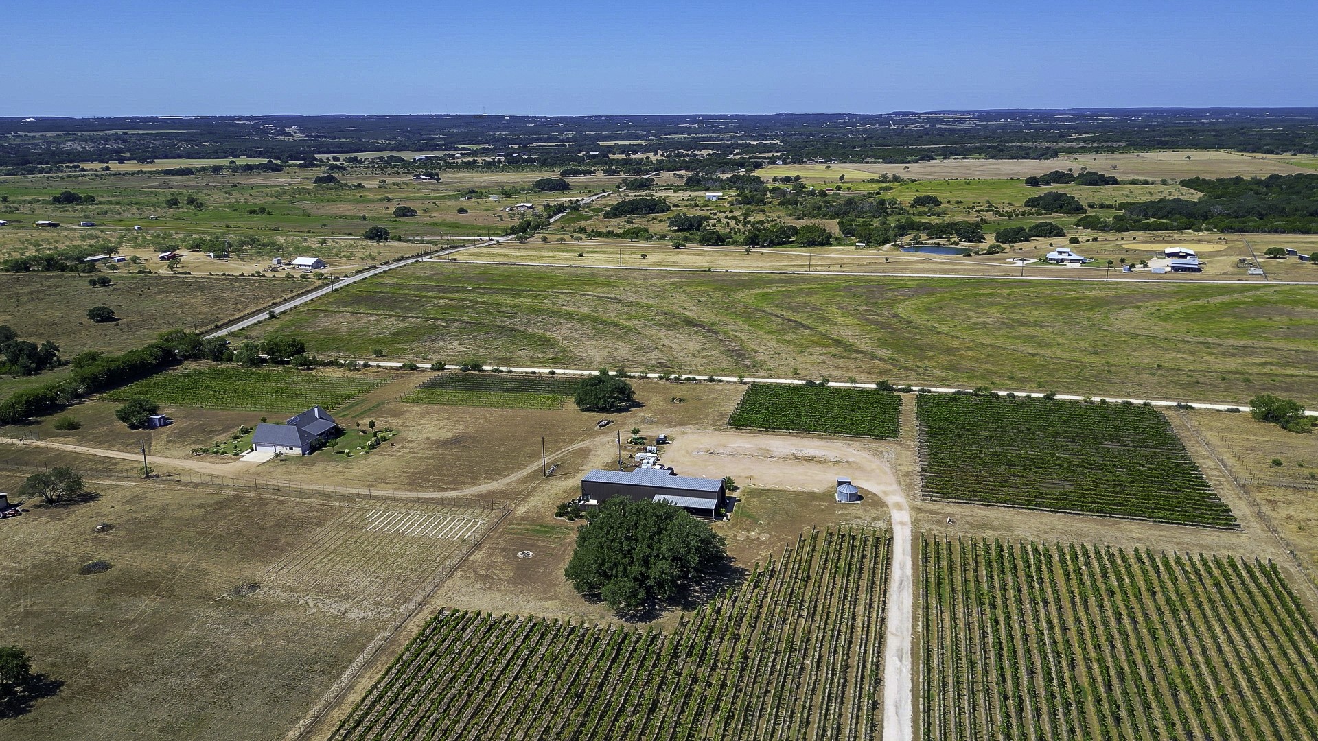 main property photo 8