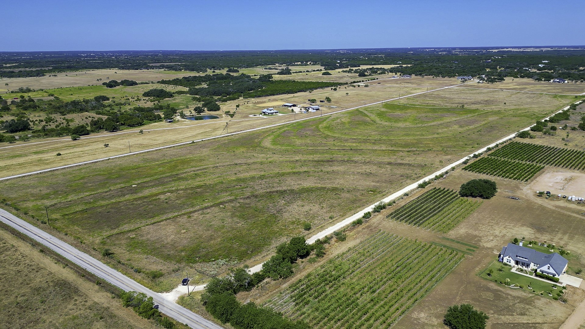 main property photo 9