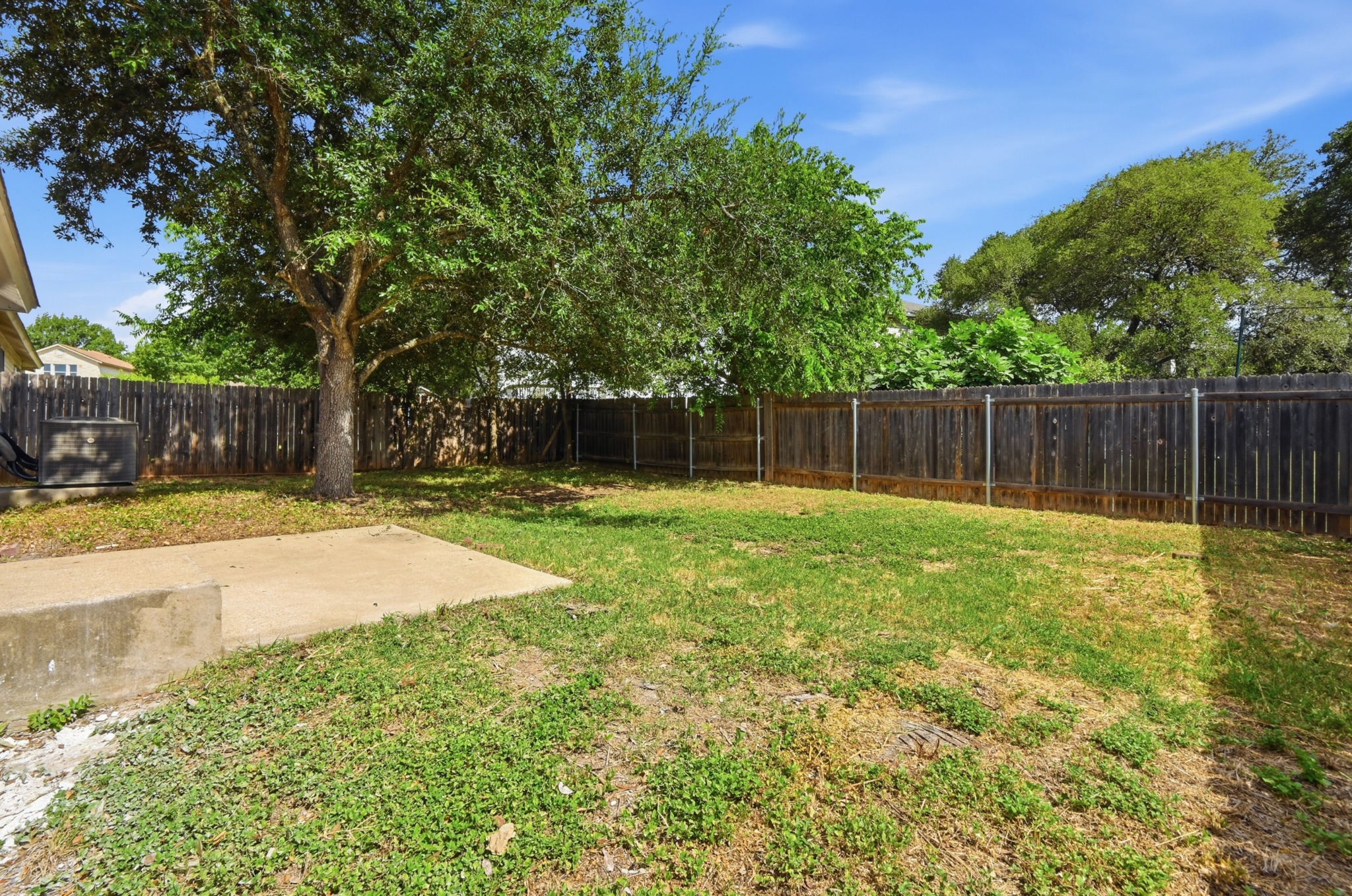 main property photo 25