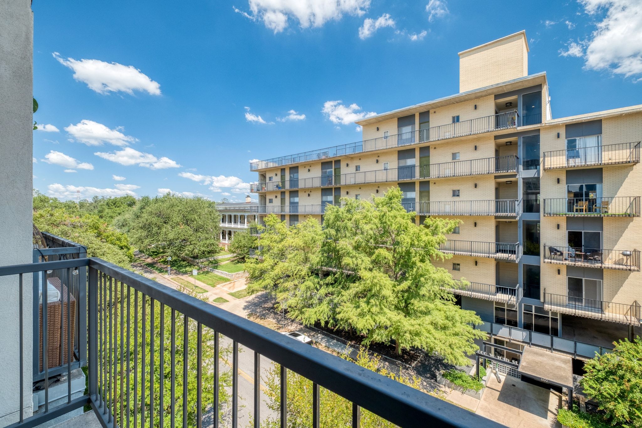 main property photo 12